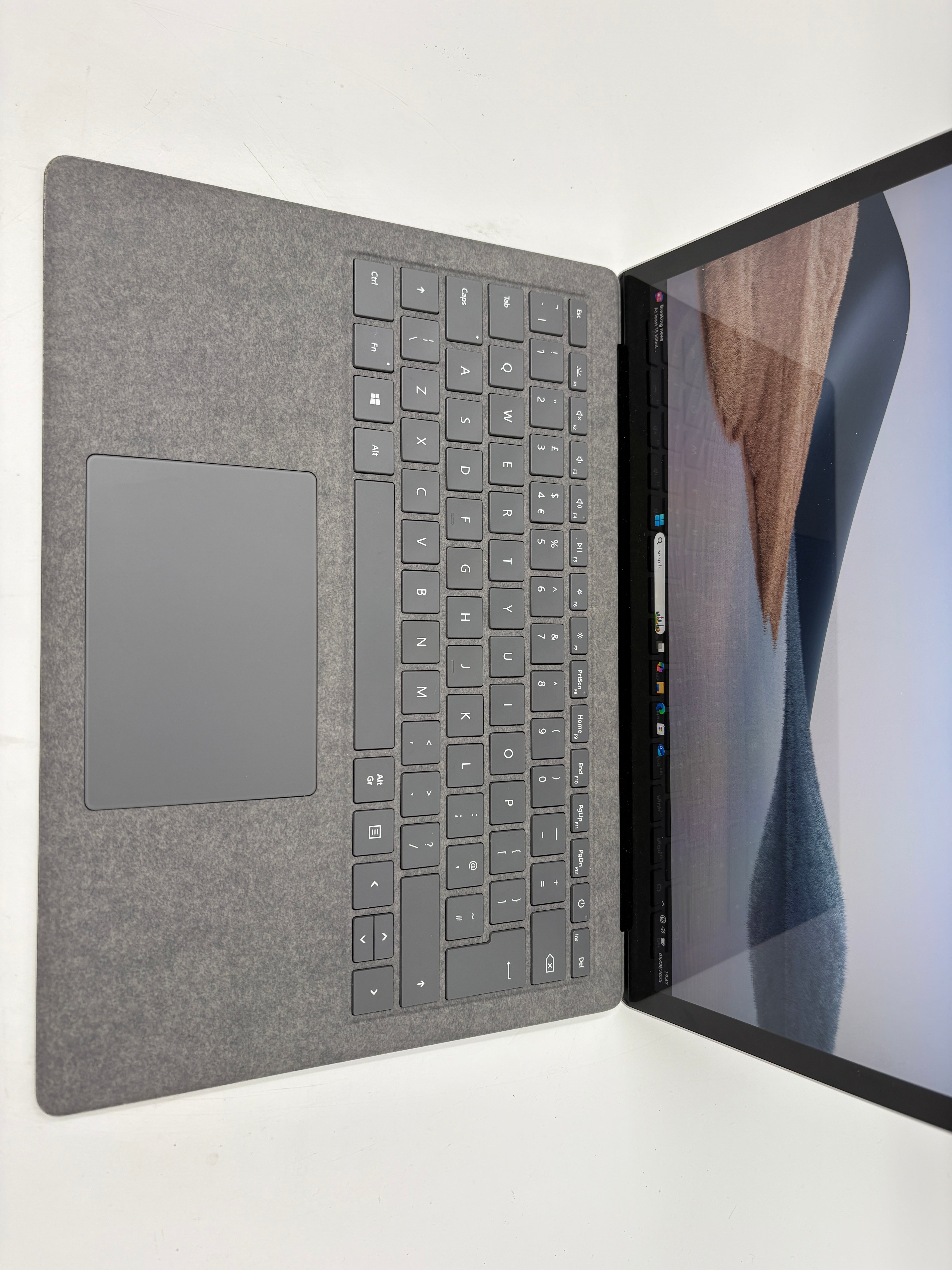 Microsoft Laptop 4 13.5" TouchScreen i5 11th Gen 8GB RAM 256GB SSD W11