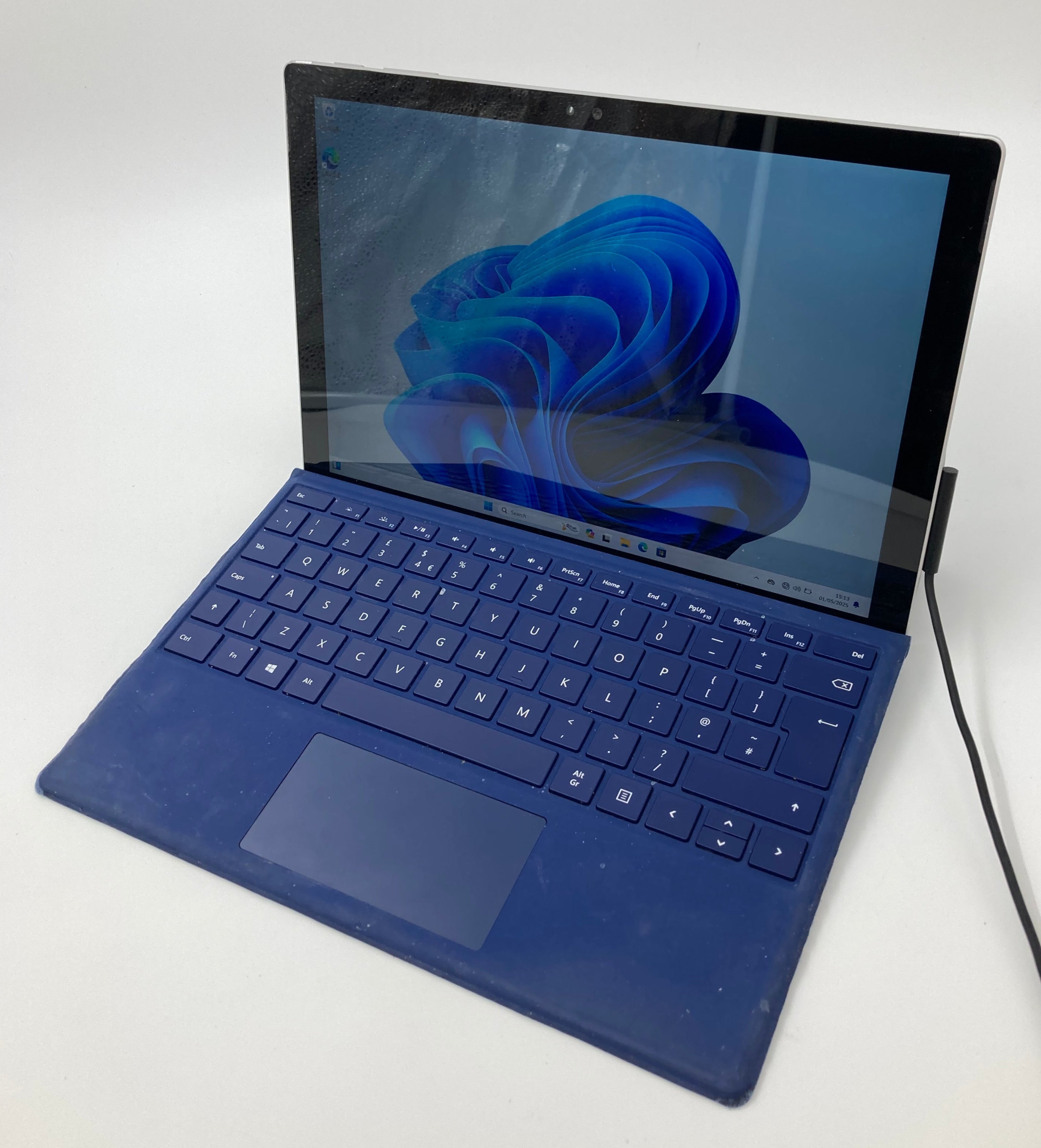 Microsoft Tablet Surface Pro 4 1724 i5 6th Gen 8GB RAM 256GB SSD