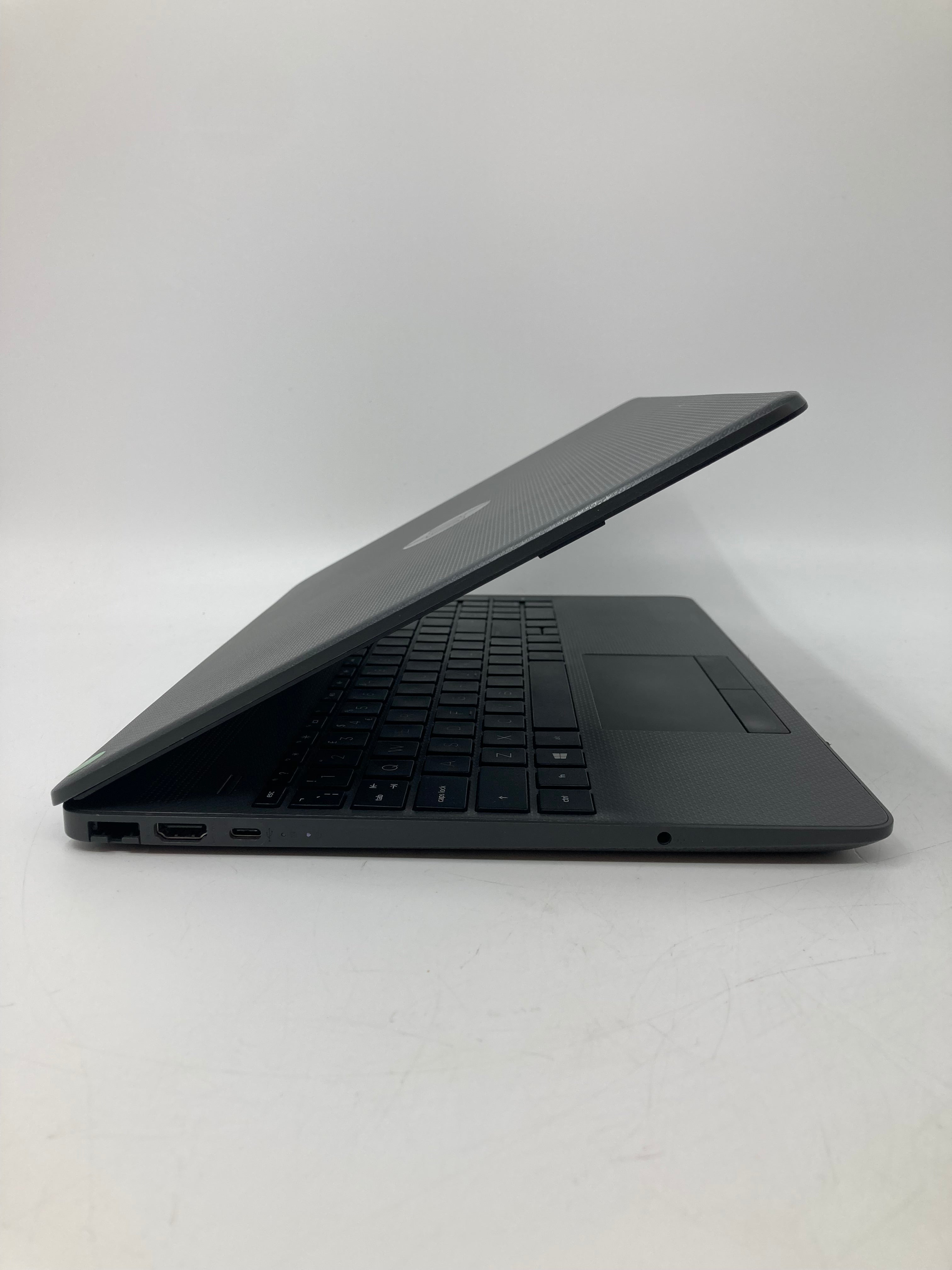 HP 255 G8 Notebook | 15.6" FHD | AMD Ryzen 5 3500U | 8GB RAM | 256GB SSD | W11 | Grade B