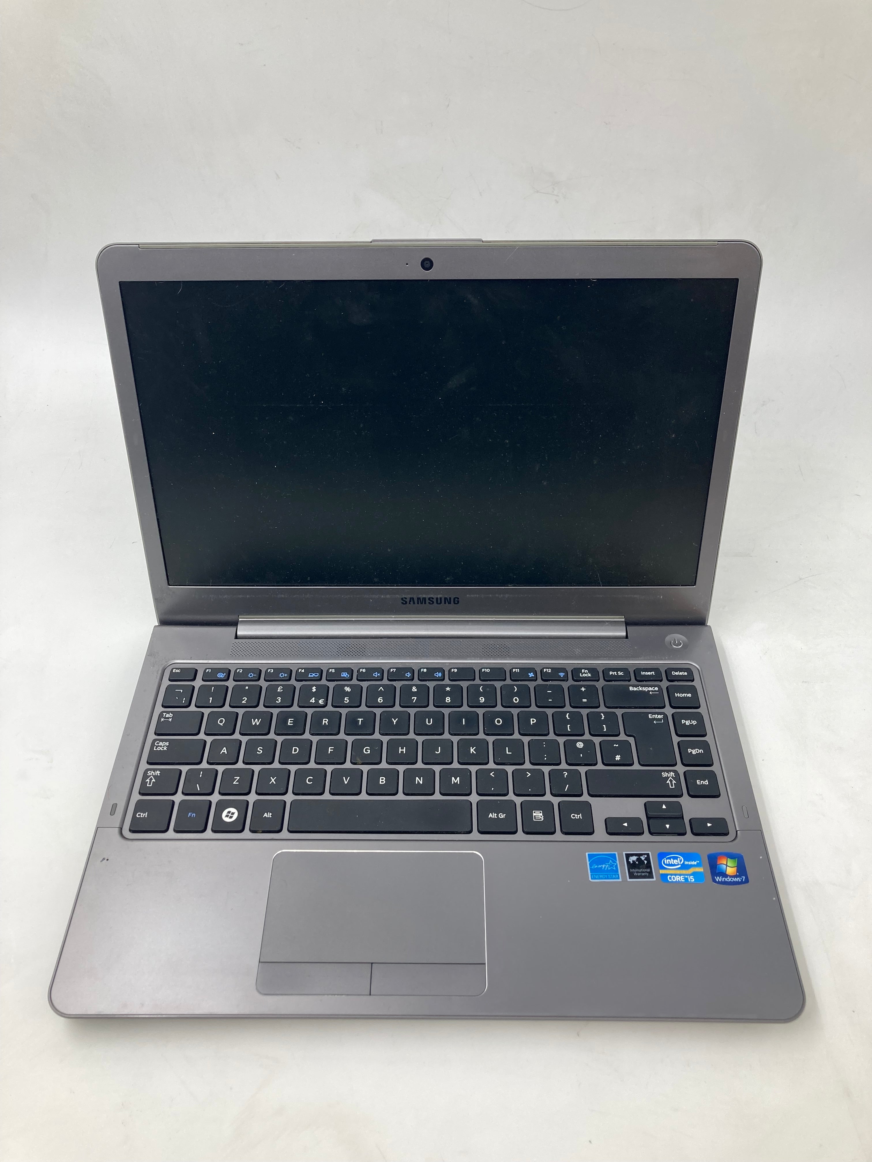 Samsung Laptop 530U 13" i5 3rd Gen No RAM No HDD *Spares*