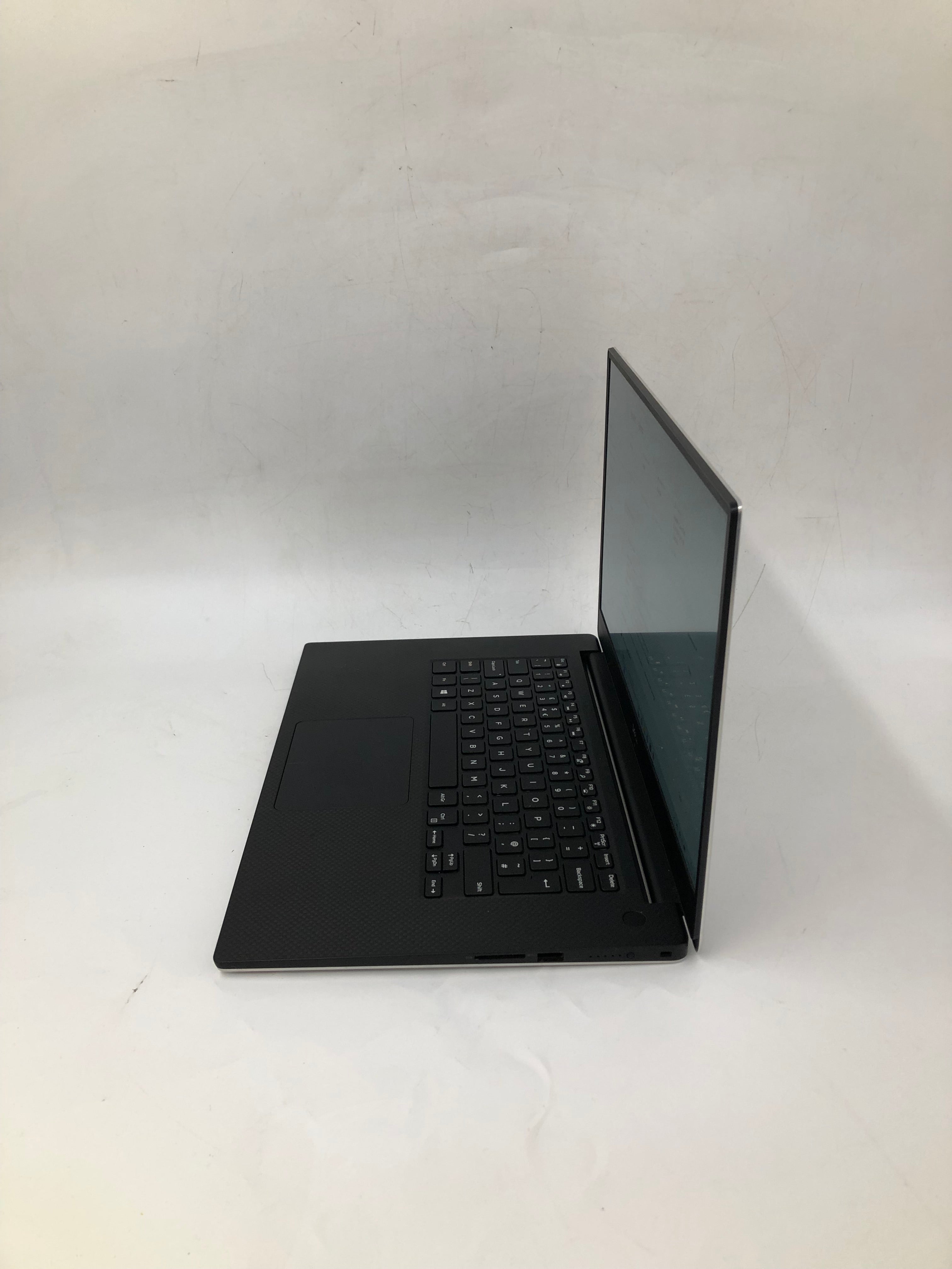 Dell Precision XPS 15 9570 15" Screen i5 8th Gen 16GB RAM 512GB SSD W11