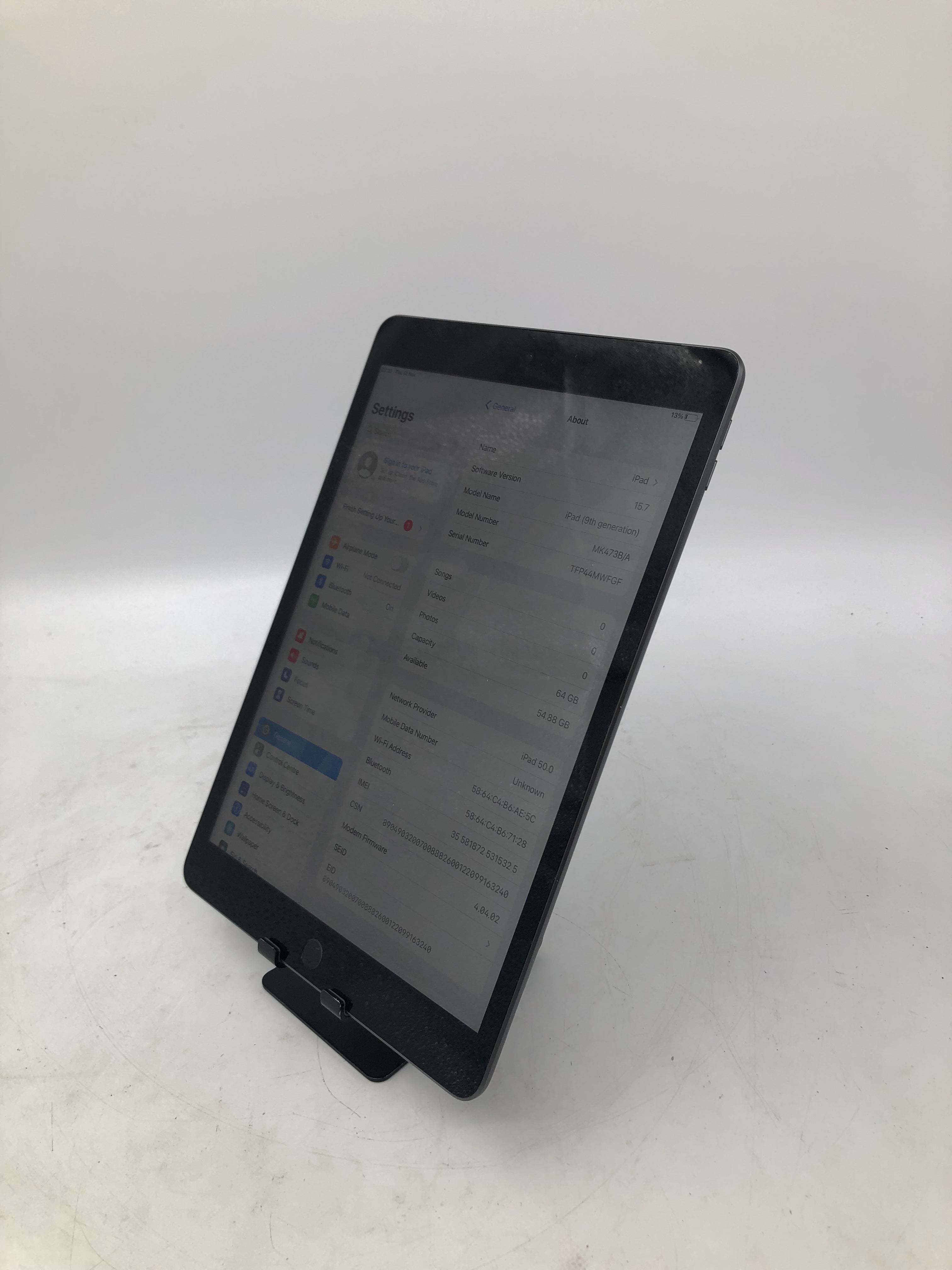 Apple iPad 9th Gen 2021 10.2" 64GB Storage Wi-Fi + Cellular Space Grey Unlocked