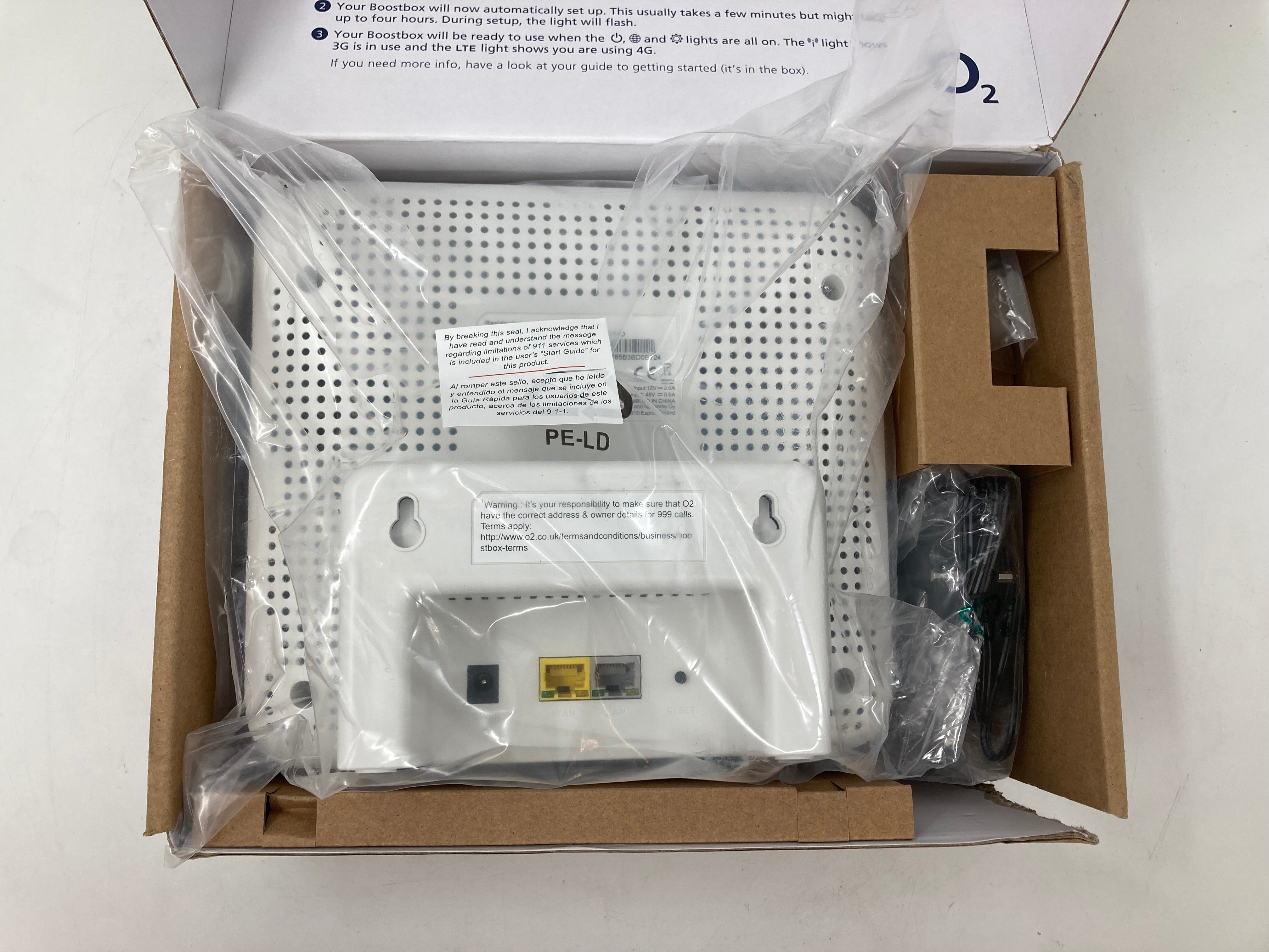 New Open Box Nokia O2 SS2GEI Femtocell Multi-band SOHO Signal Booster