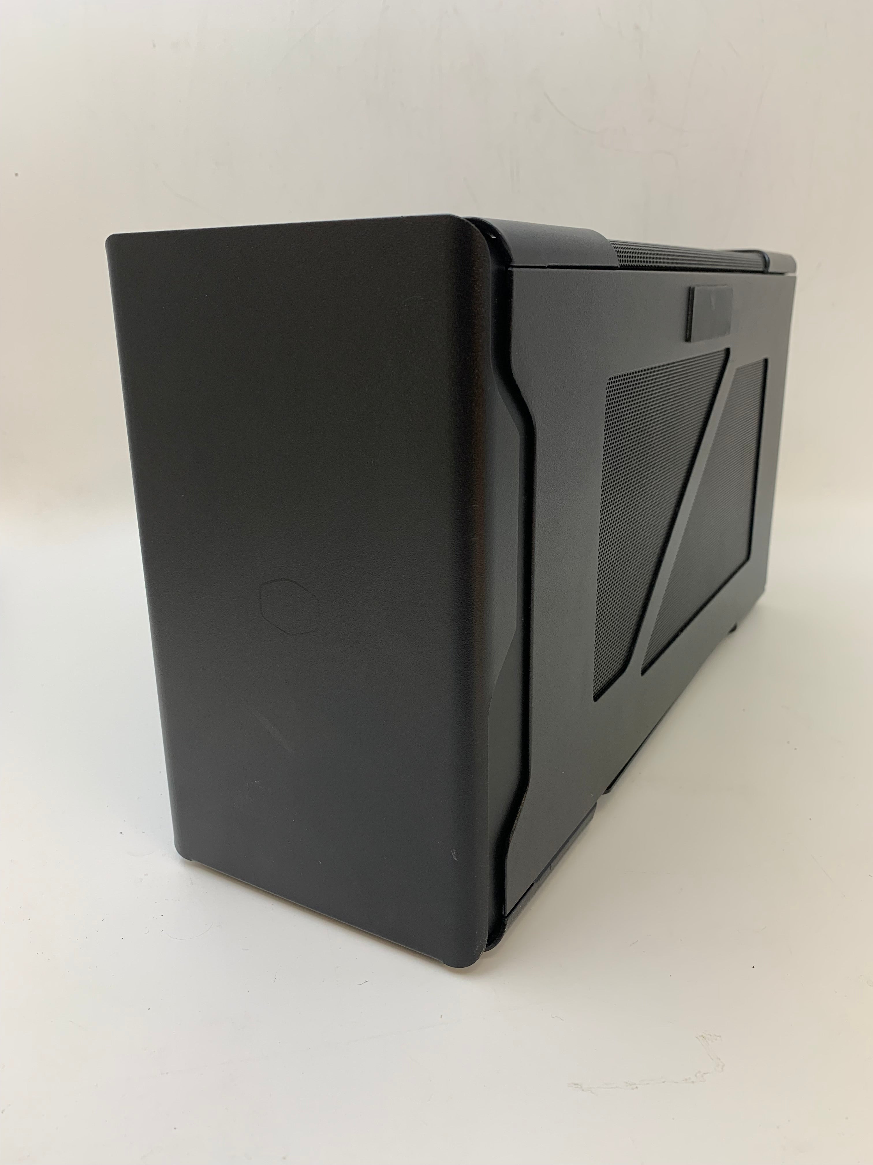 MasterCase EG200 | External Graphics Card (eGPU) Enclosure