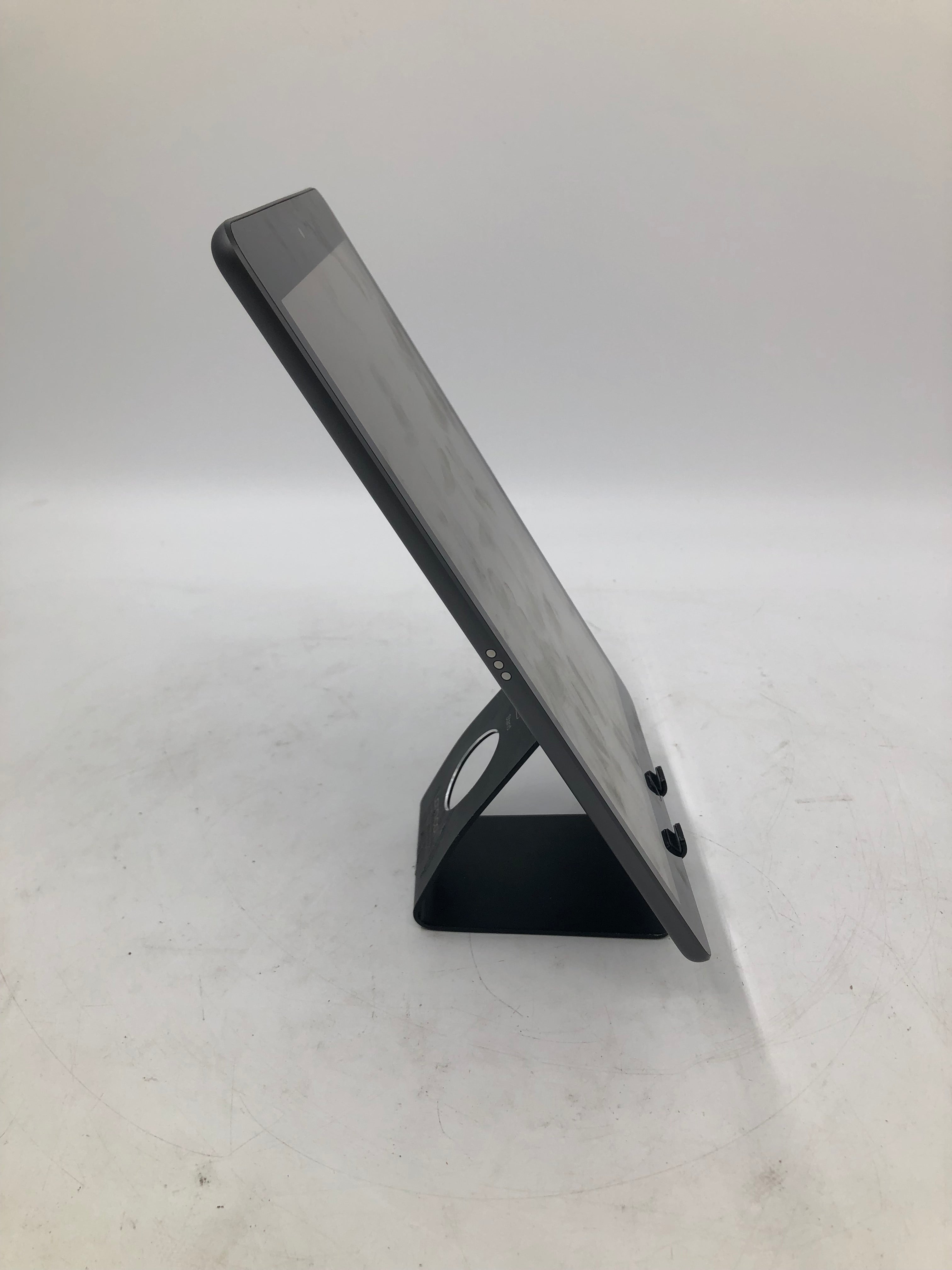 Apple iPad 9th Gen 2021 10.2" 64GB Storage Wi-Fi + Cellular Space Grey Unlocked