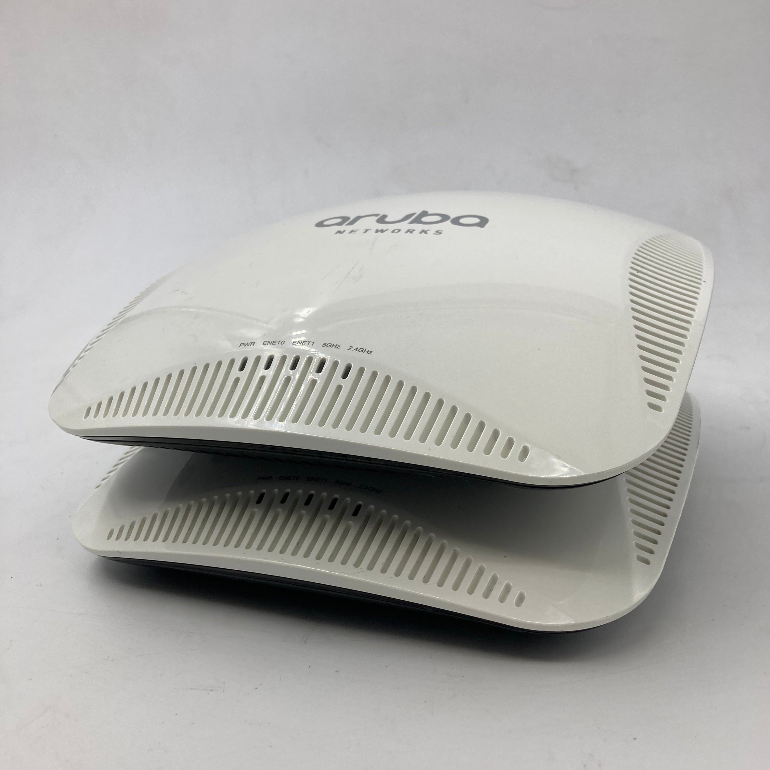 Batch of 2 Aruba Instant 225 Access Point's - White