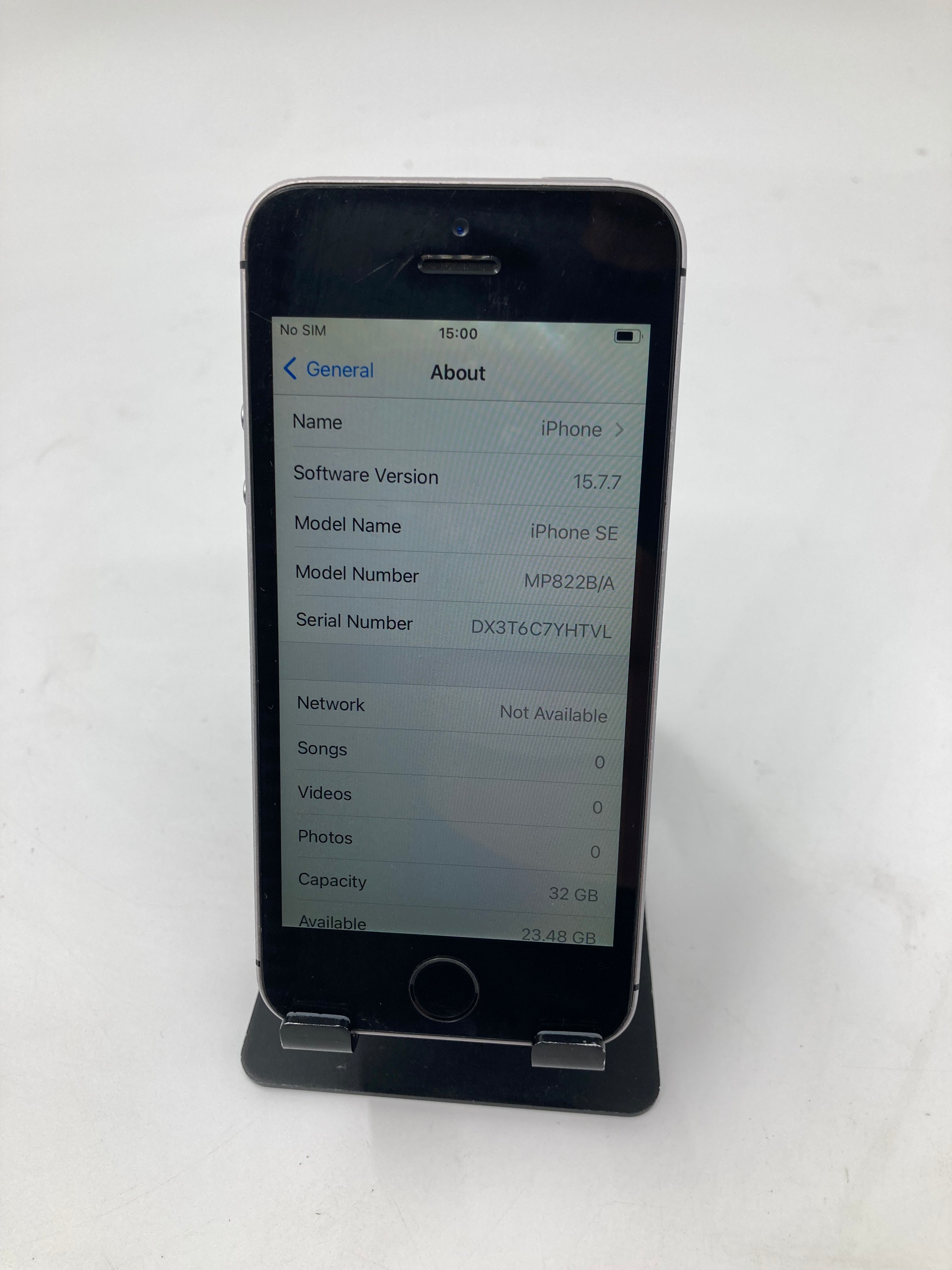 Apple iPhone SE 1st Gen A1723 32GB Space Grey & Gold Network Lock Batch of 3
