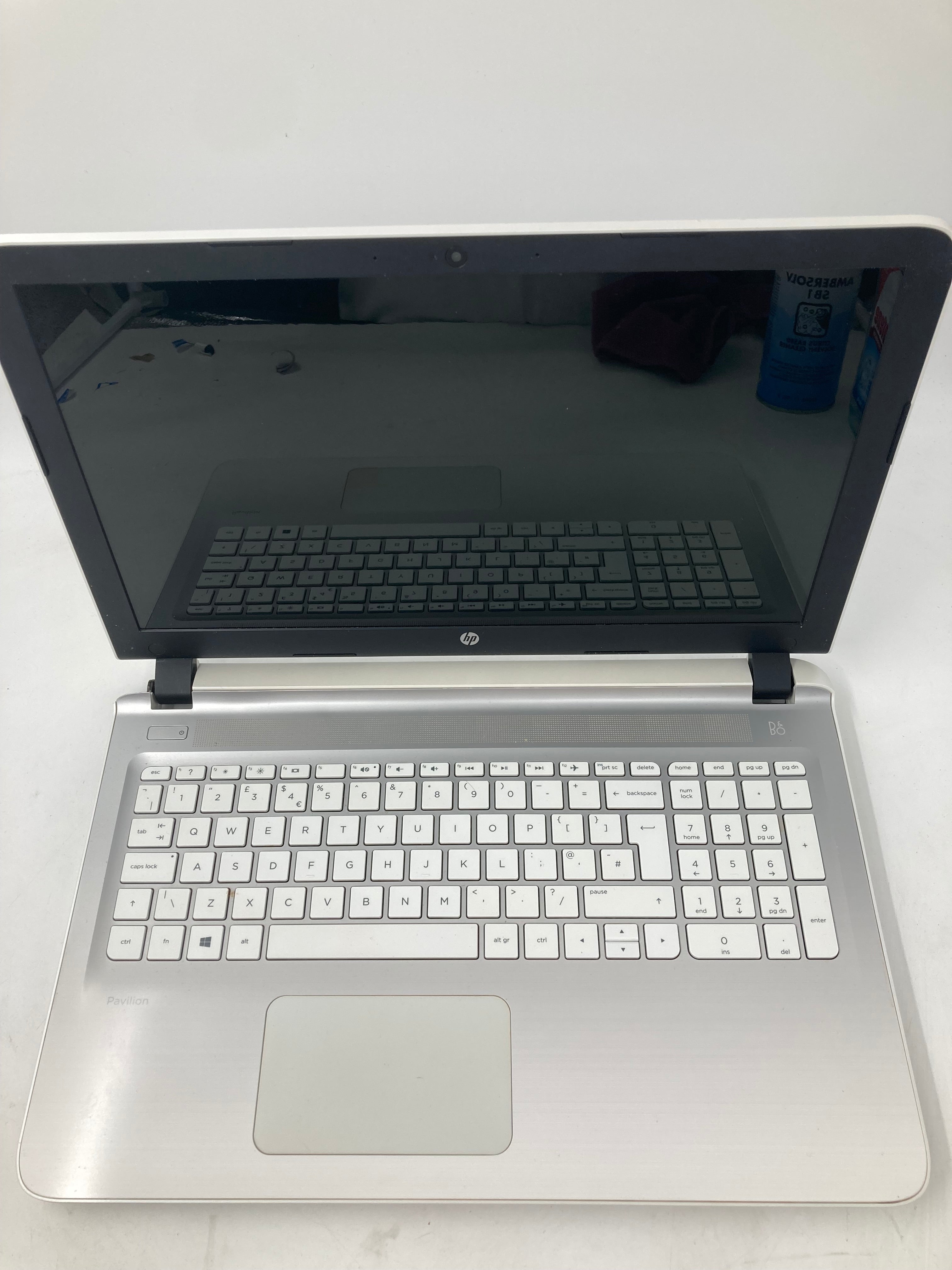 HP Pavilion 15" Screen i3 5th Gen 8GB RAM No SSD No OS