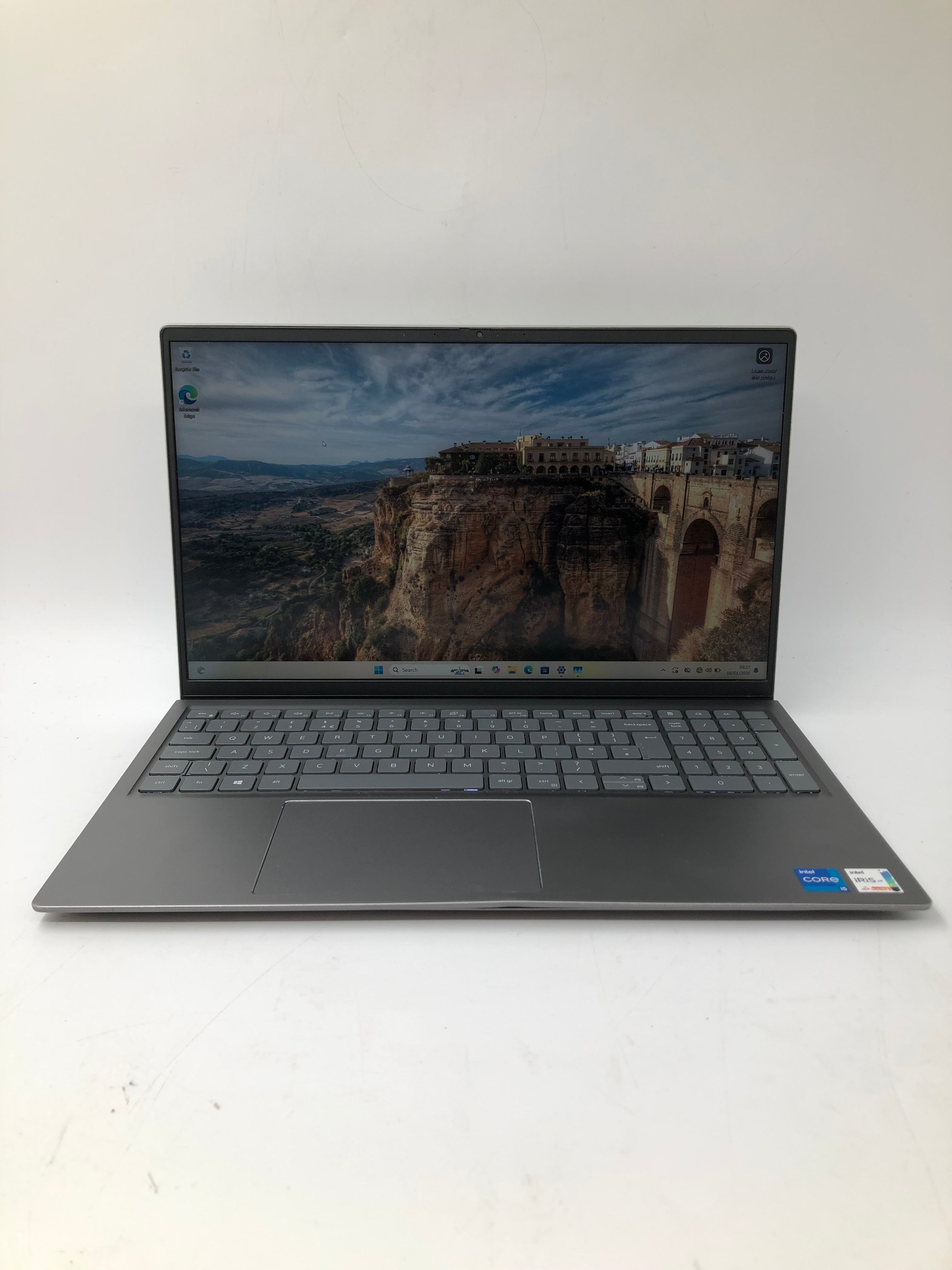 Dell Inspiron 15 5510 front view showing keyboard and 15.6" screen