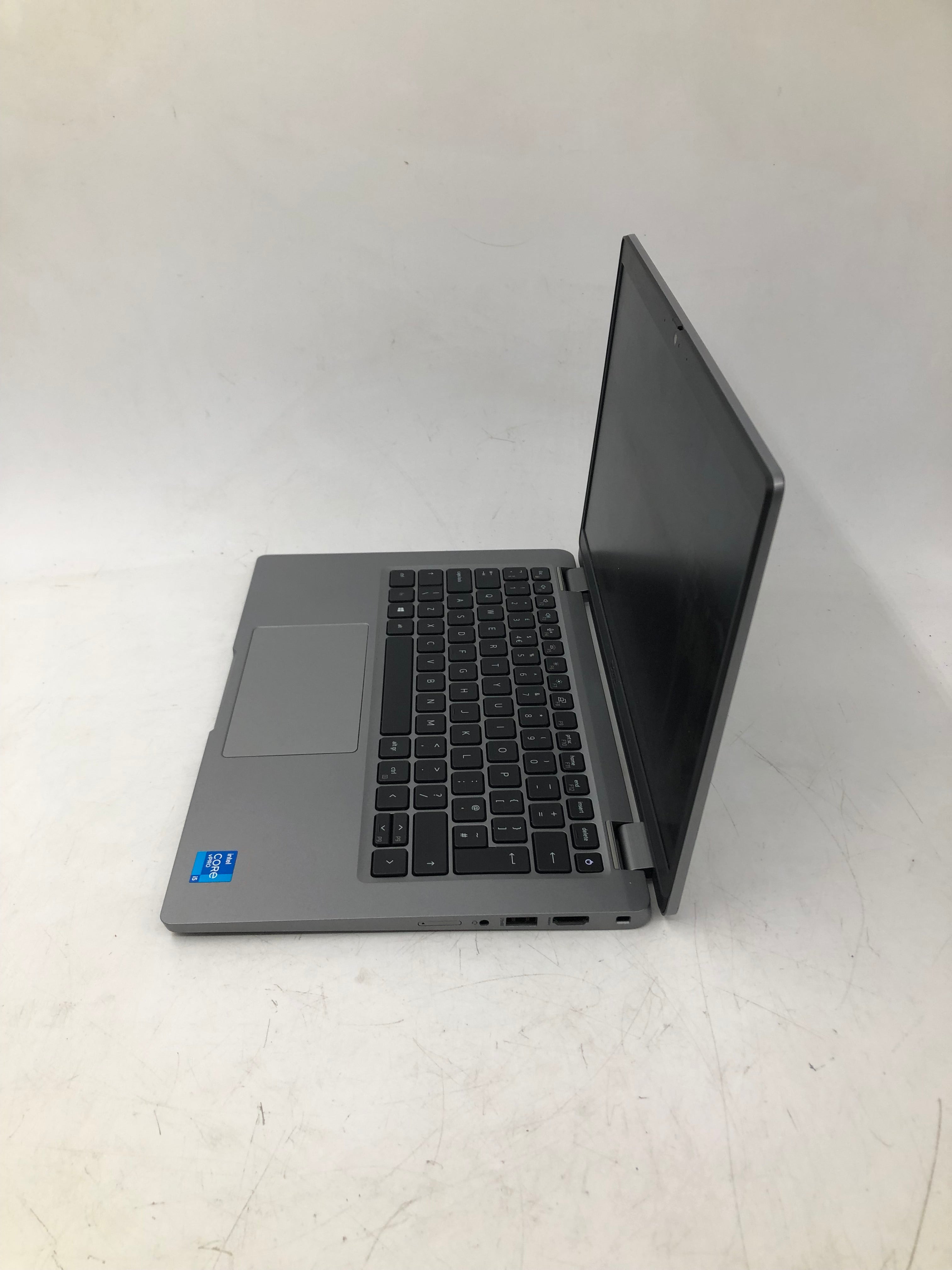 Dell Latitude 5320 13" Screen i5 11th Gen 8GB RAM 256GB SSD W11