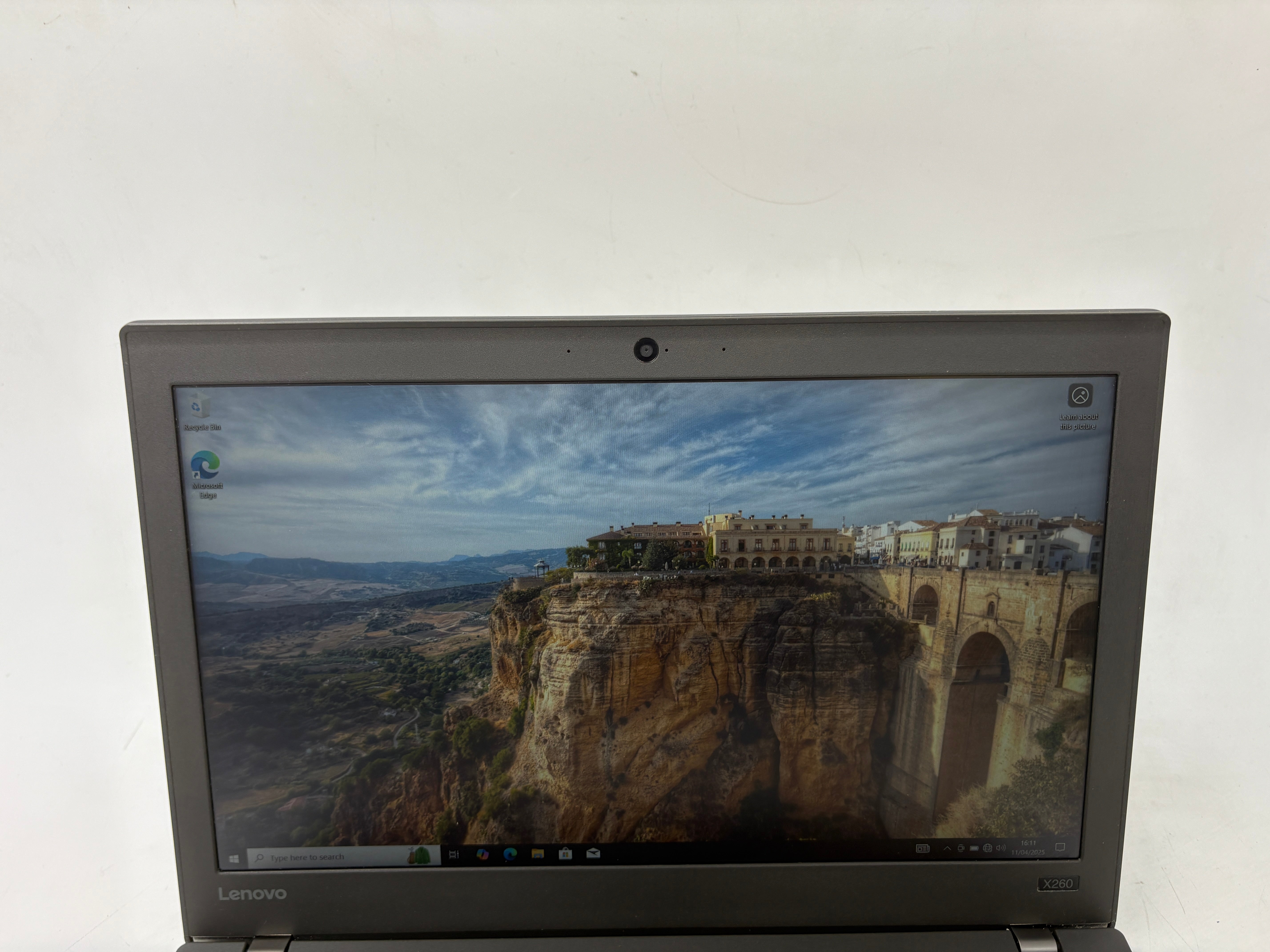 Lenovo Laptop ThinkPad X260 12.5" Screen i5 6th Gen 8GB RAM 256GB SSD W10