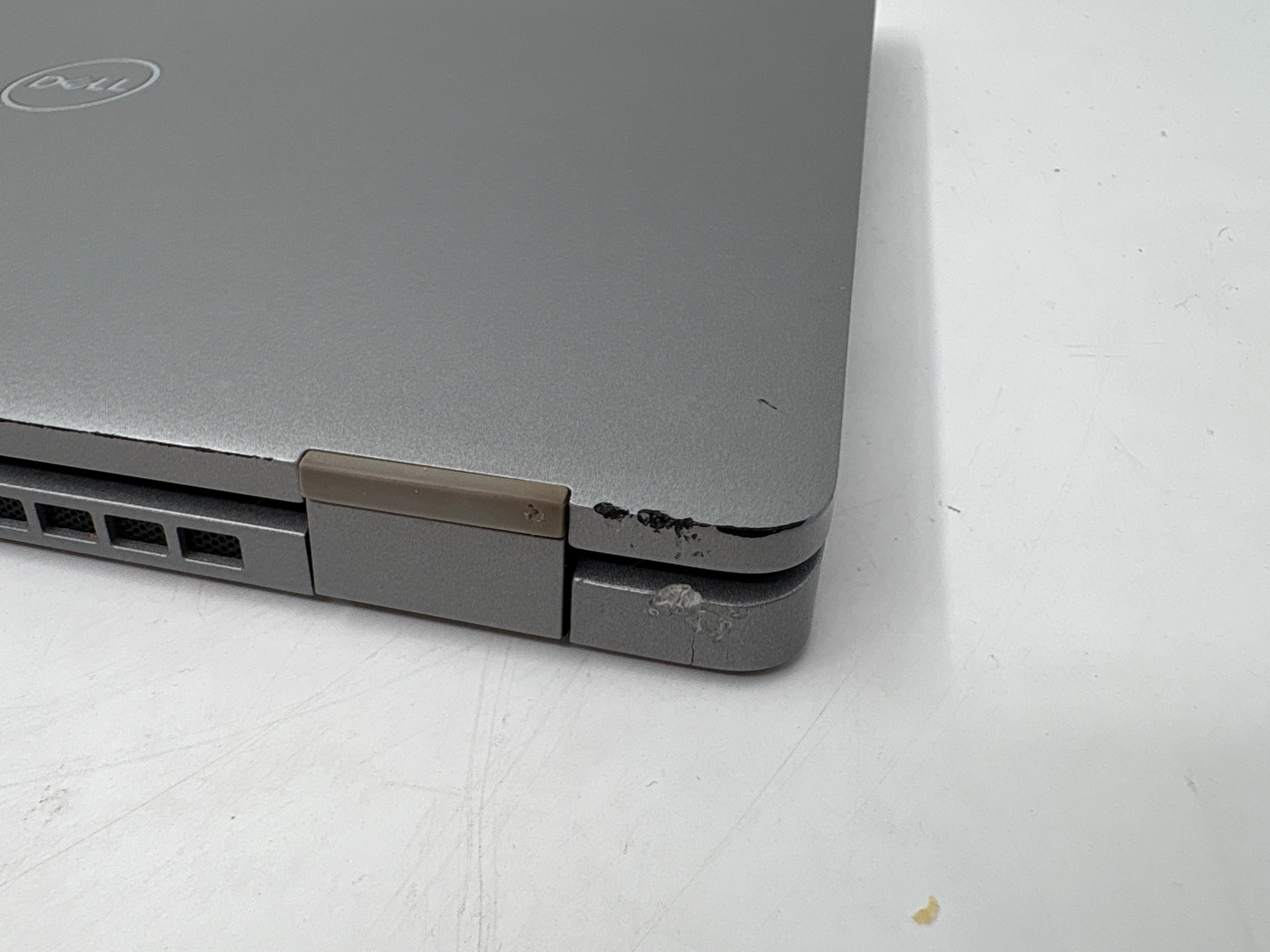 Dell Laptop Latitude 5320 13.3" Screen i5 11th Gen 8GB RAM 256GB SSD W11