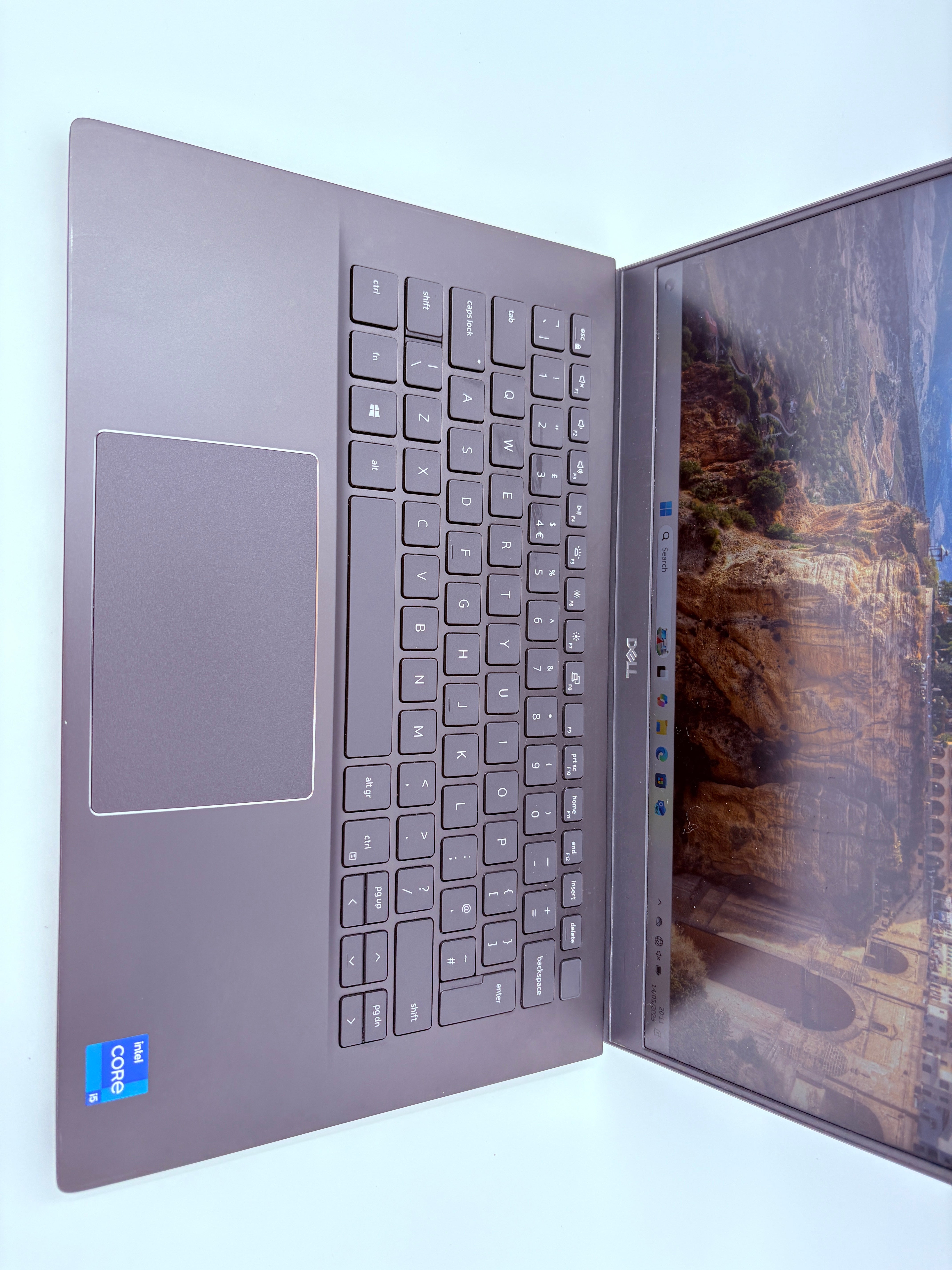 Dell Laptop Vostro 5402 14" Screen i5 11th Gen 8GB RAM 256GB SSD W11