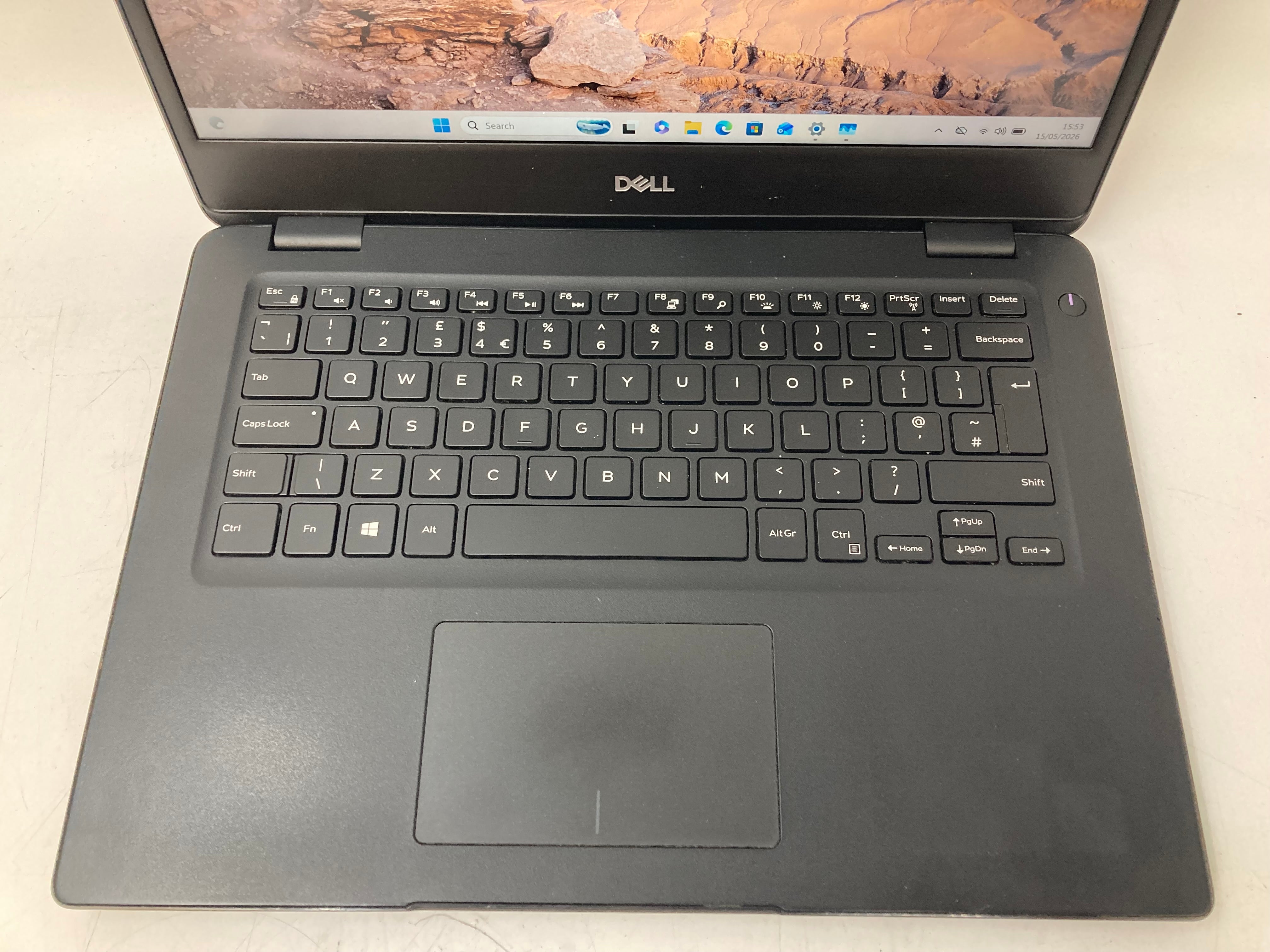Dell Latitude 3400 keyboard 14 inch FHD refurbished business laptop