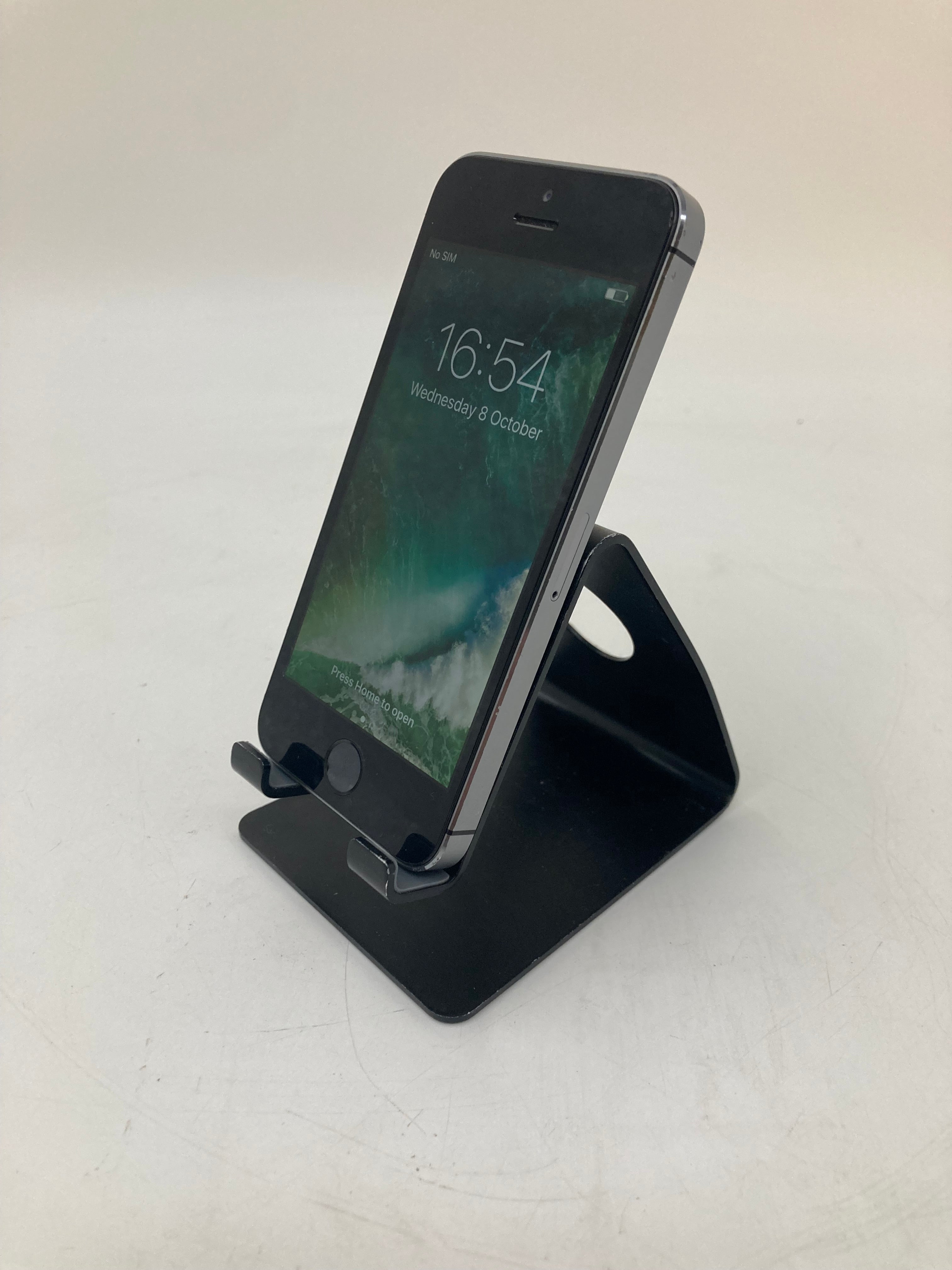 Apple iPhone 5s 2013 5" Screen 16GB Storage Silver/Black