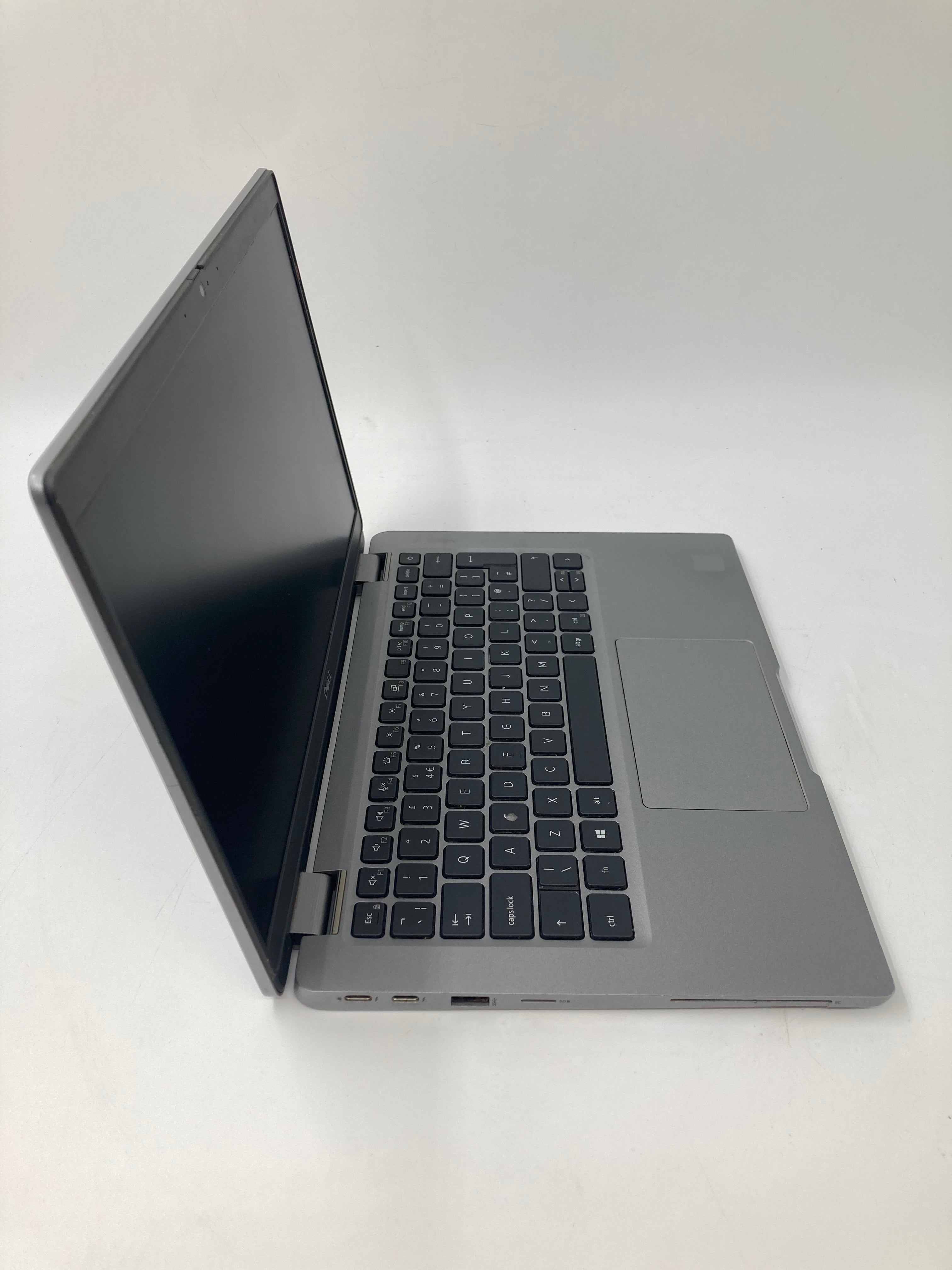 Dell Latitude 5320 13" Screen i5 11th Gen 8GB RAM NO SSD NO OS *Spares*