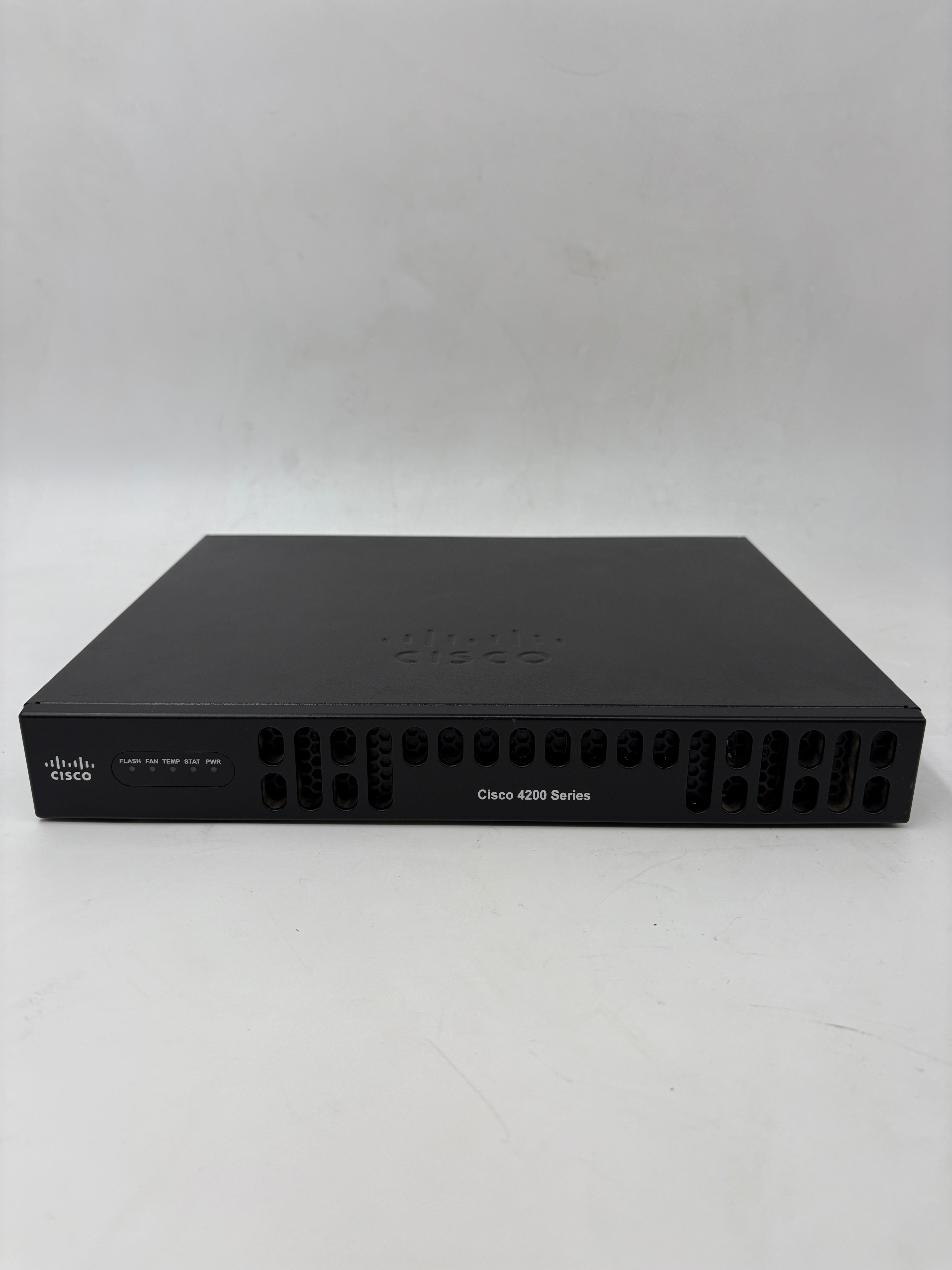 CISCO ISR Integrated Services Router ISR4221/K9 2-Port Gigabit 4200 Series SFP