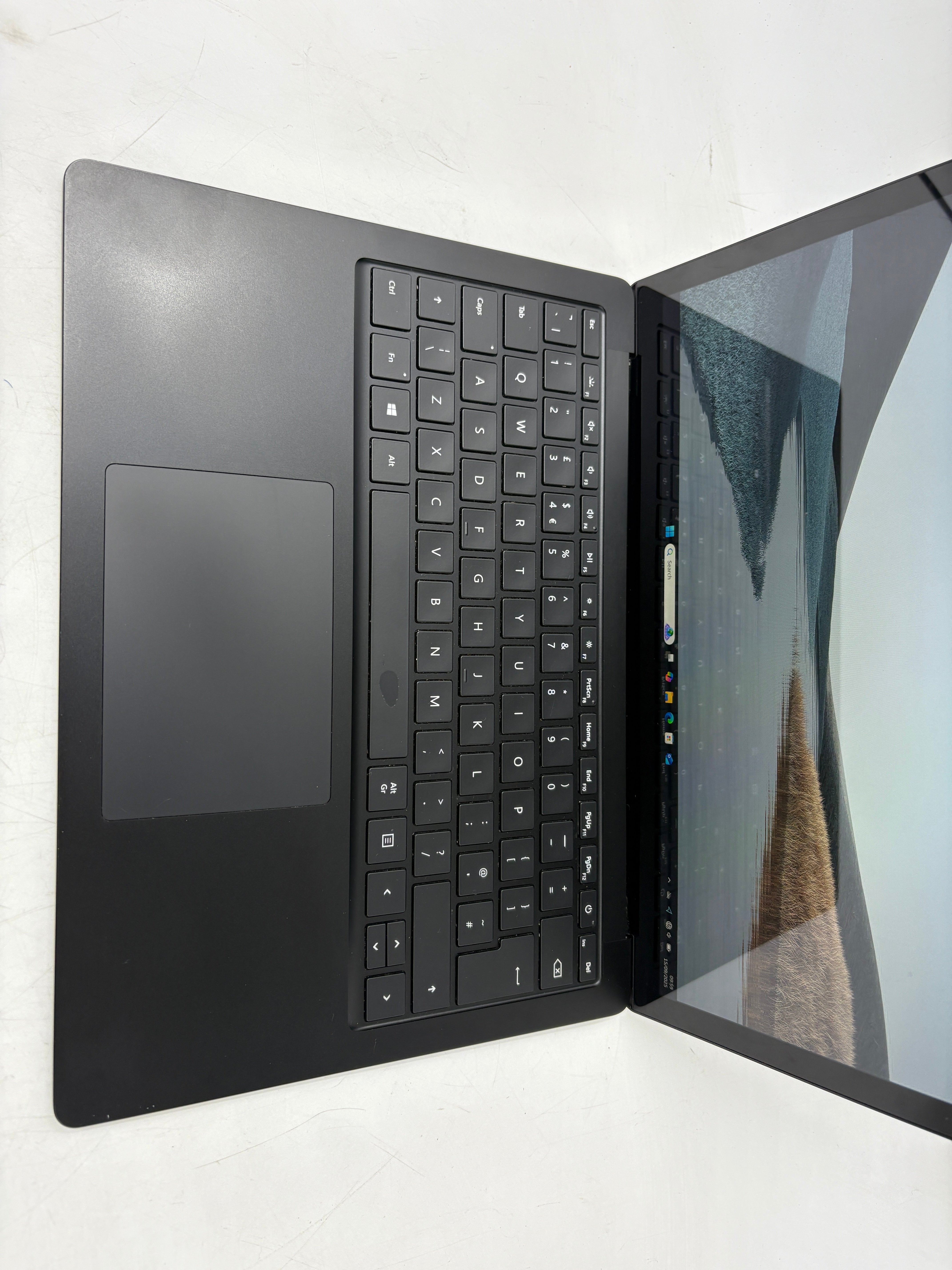 Microsoft Surface Laptop 3 13.5" Touchscreen i5 10th Gen 8GB RAM 256GB SSD W11
