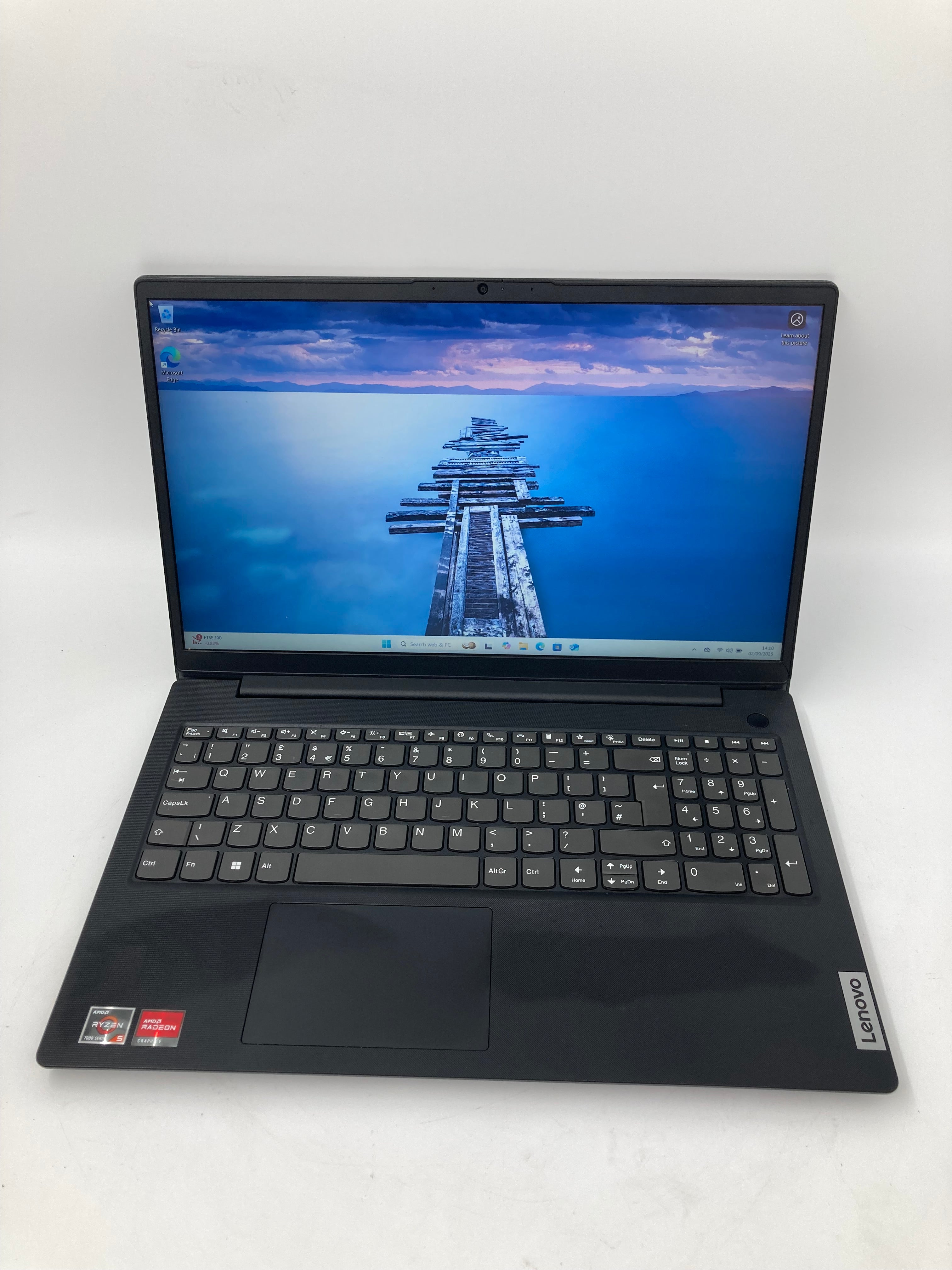 Lenovo Laptop V15 G4 15" AMD Ryzen 5 7520U 16GB RAM 256GB SSD W11