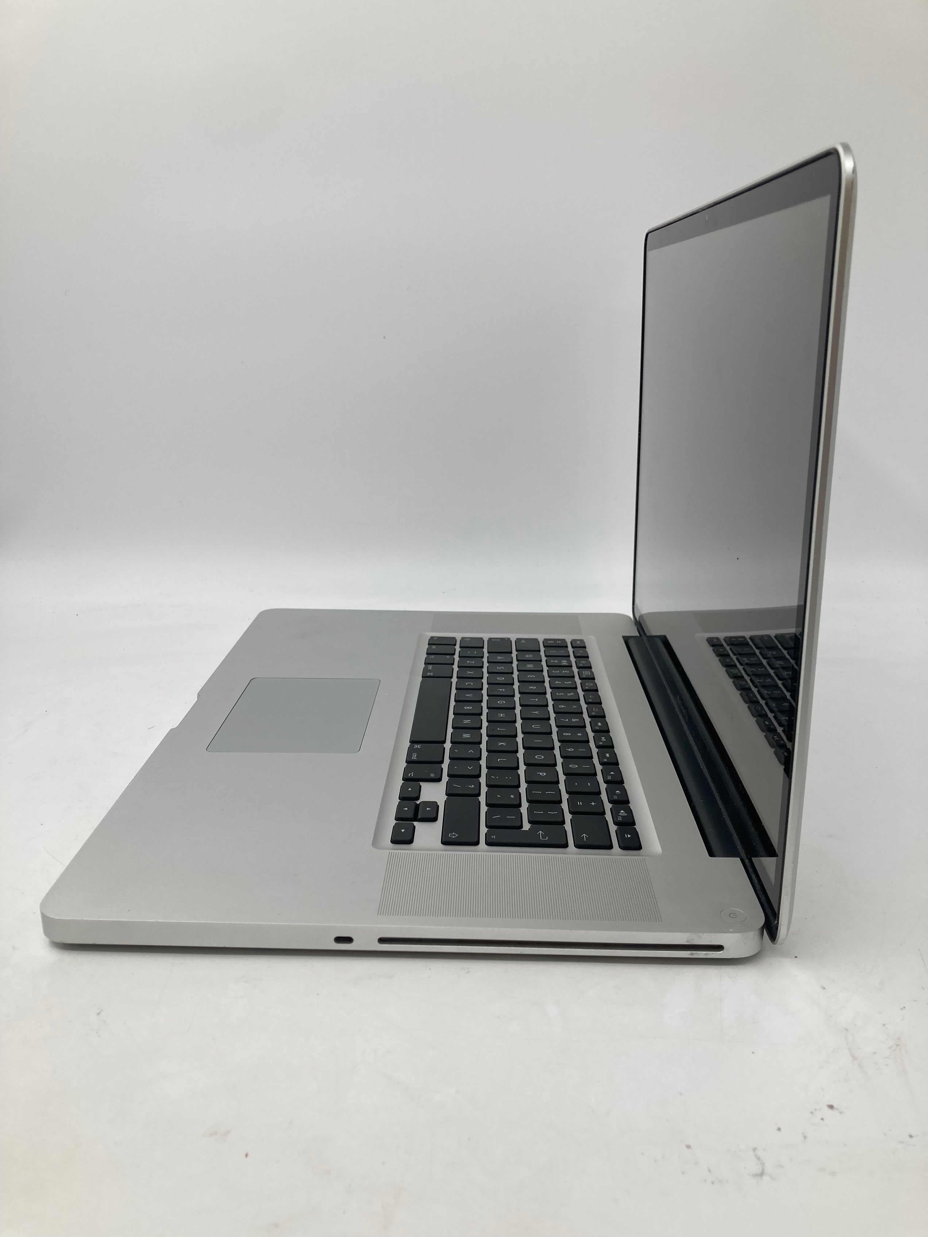 Apple MacBook Pro 2009 17" Screen Core 2 Duo 4GB RAM No SSD No OS *Spares*