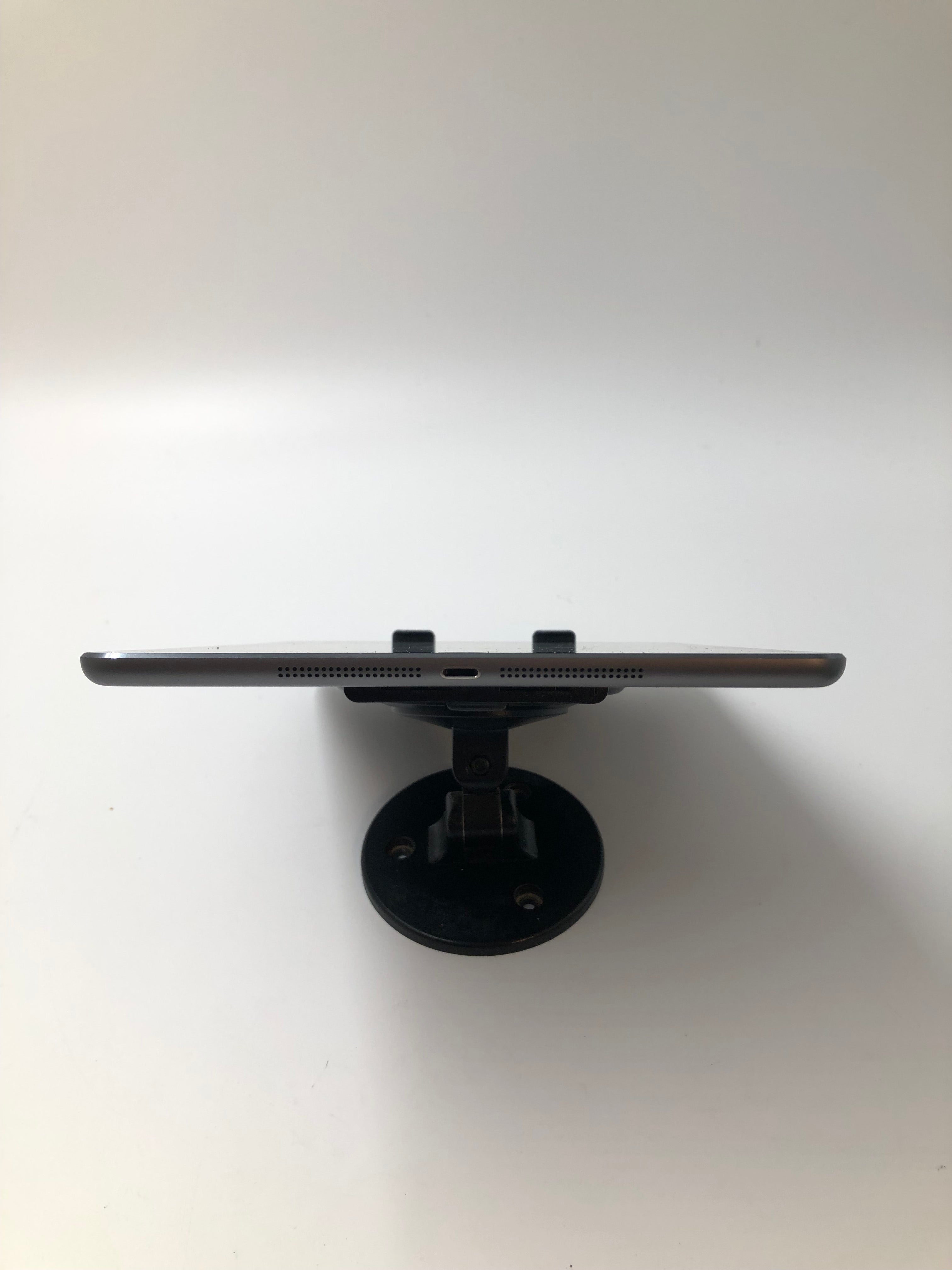 Refurbished Apple iPad Air (2013) 9.7" bottom view showing charging port