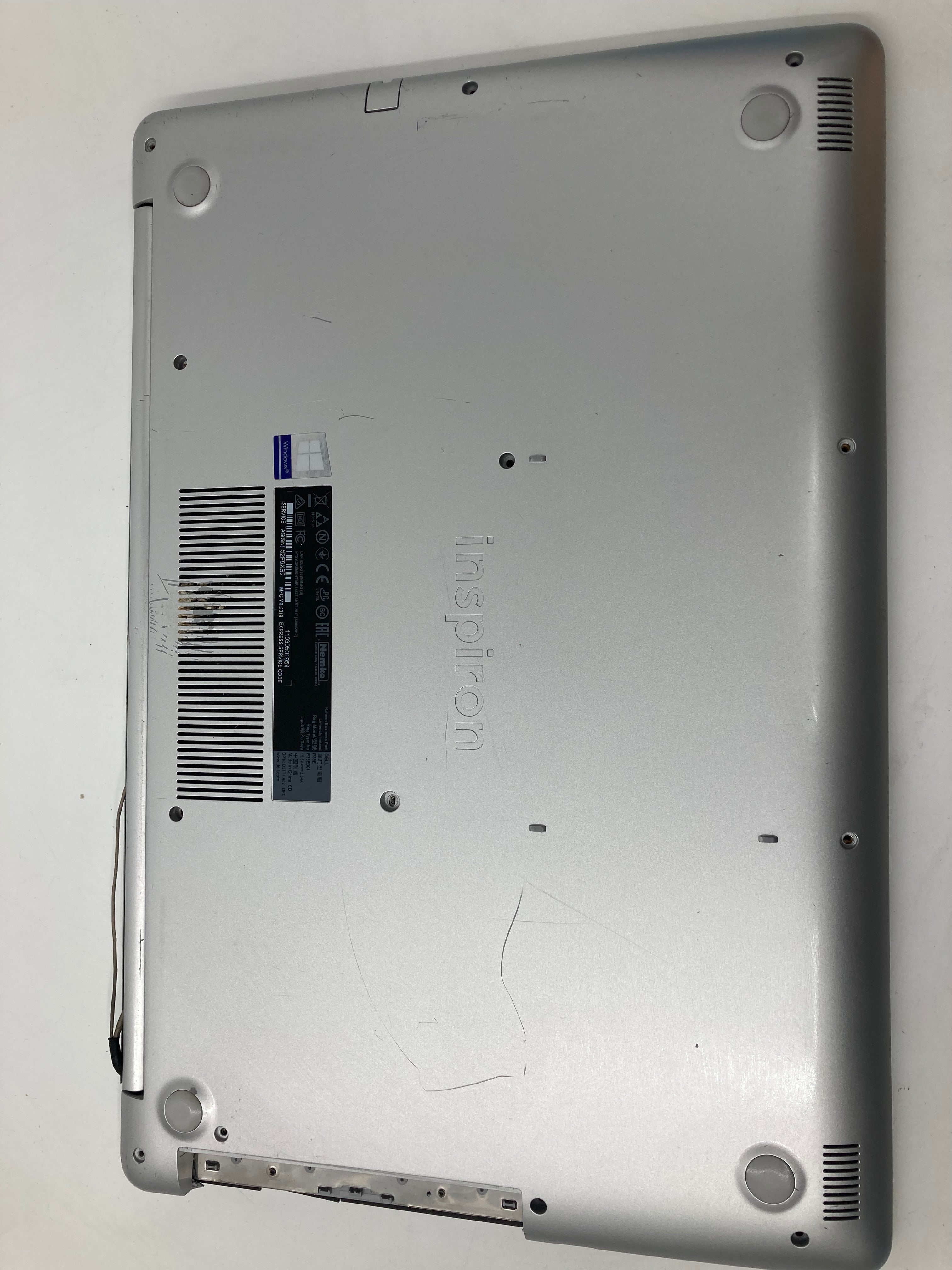 Dell Inspiron 17.3" Screen i7 8th Gen No RAM No SSD No OS *Spares*