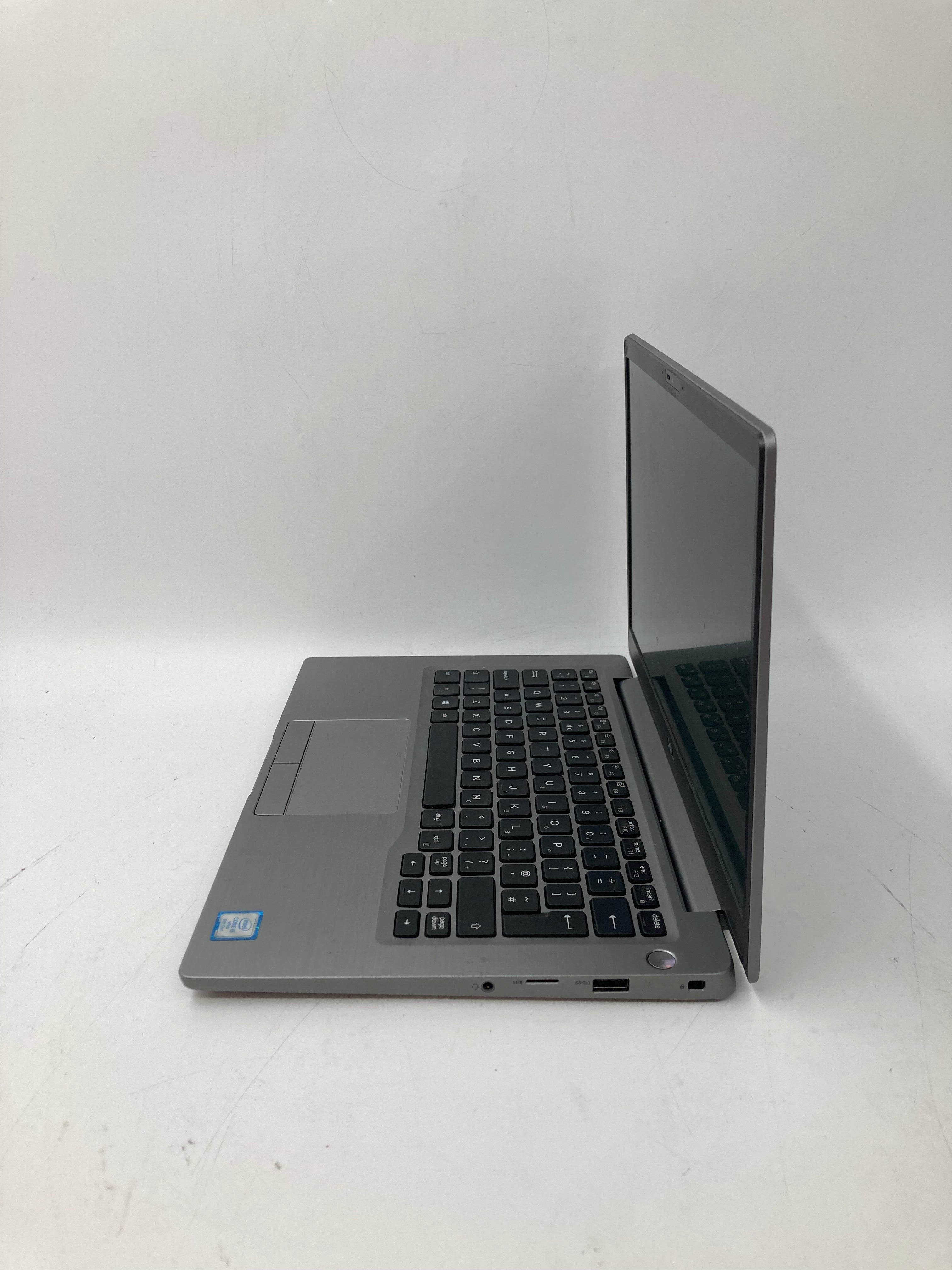 DELL LATITUDE 7300, SIDE VIEW, USB SLOT, SD CARD SLOT, HEADPHONE SLOT