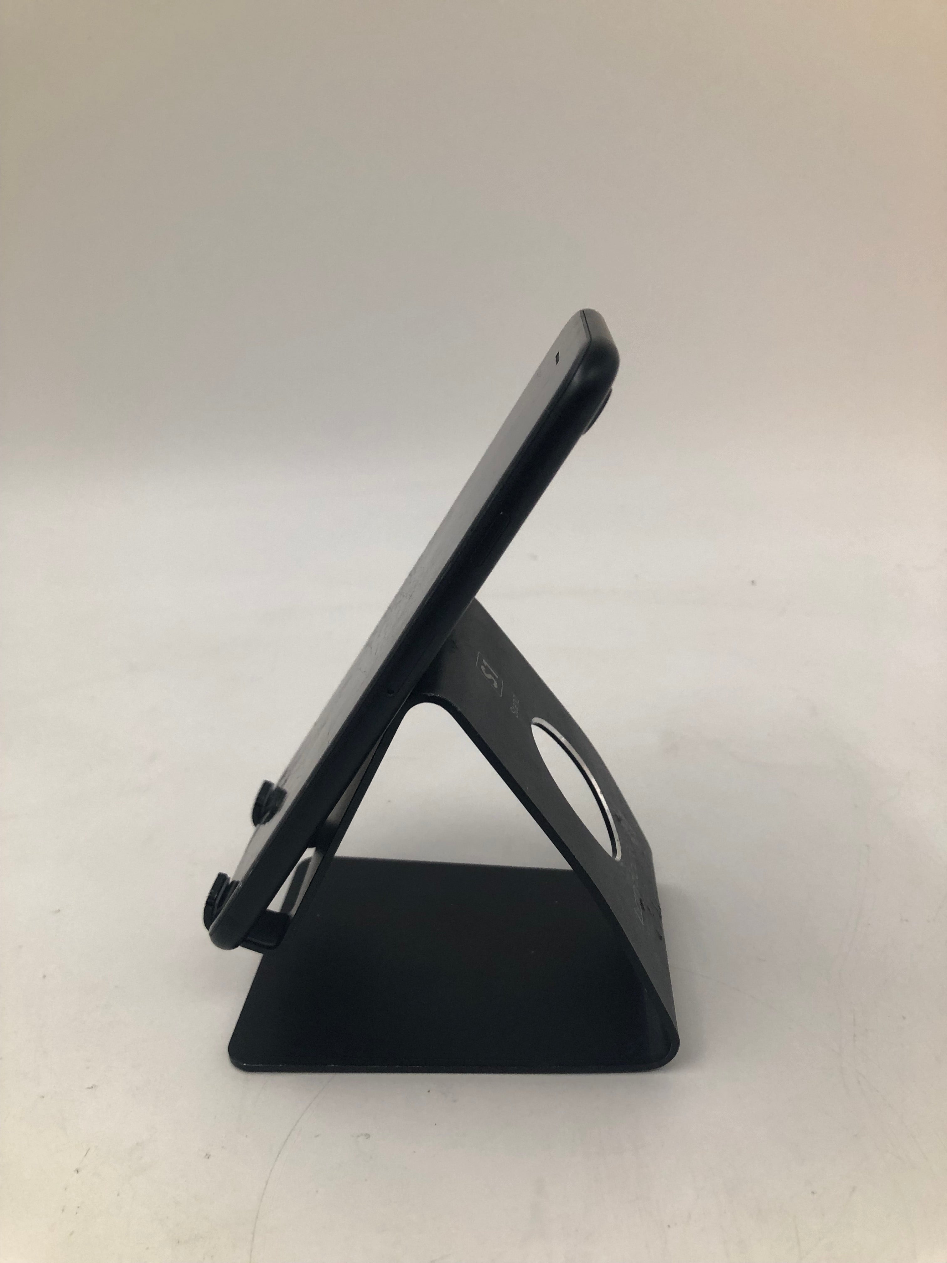 Apple iPhone 7 4.7" Screen 2016 32GB Storage Black Spares