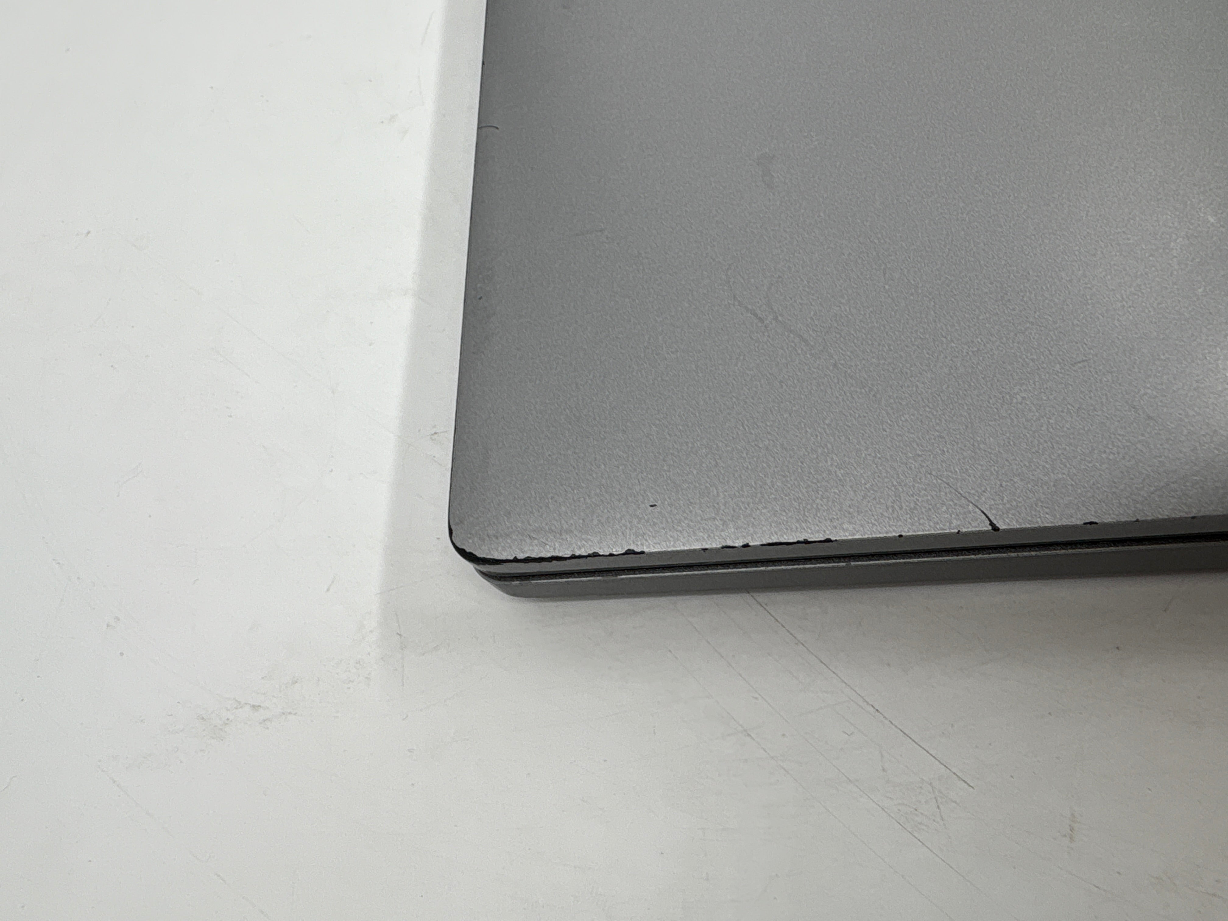 Dell Laptop Latitude 5320 13.3" Screen i5 11th Gen 8GB RAM NO SSD NO OS *Spares*