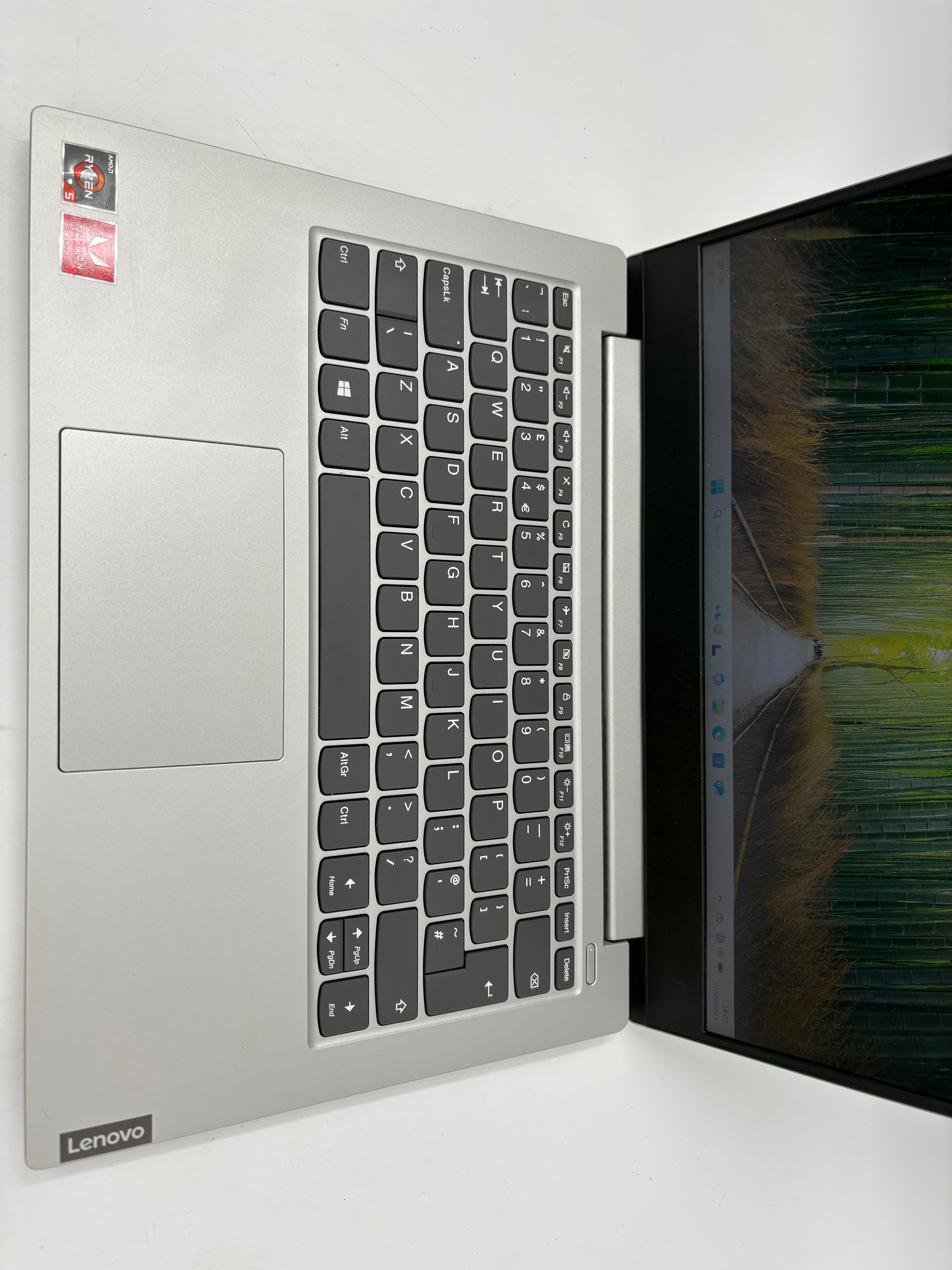 Lenovo Ideapad S340 14" Screen Ryzen 5 3500U 8GB RAM 256GB SSD W11