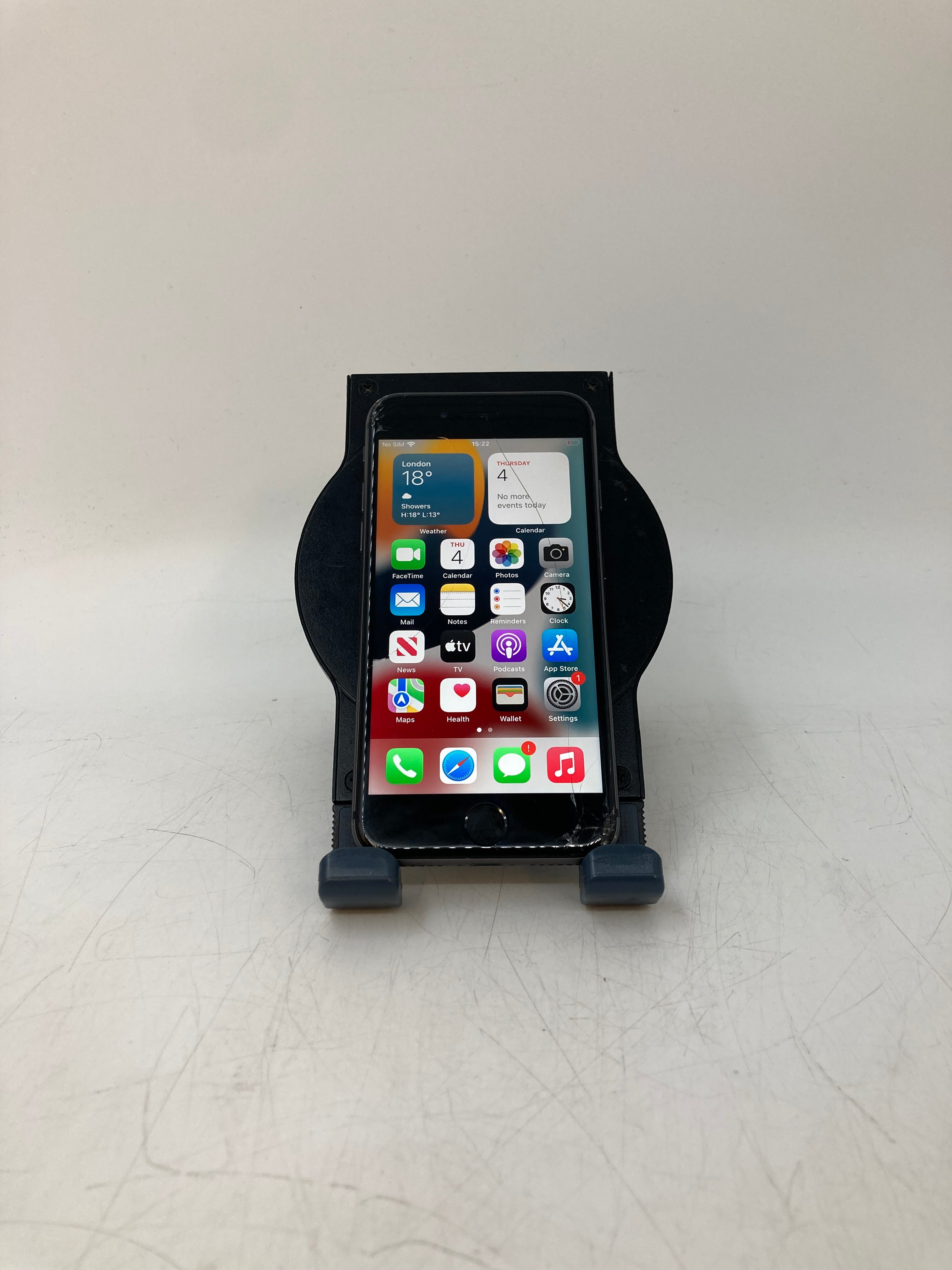 Apple iPhone 8 2017 Mobile Phone | 4.7" Screen | 64GB Storage | 2GB RAM