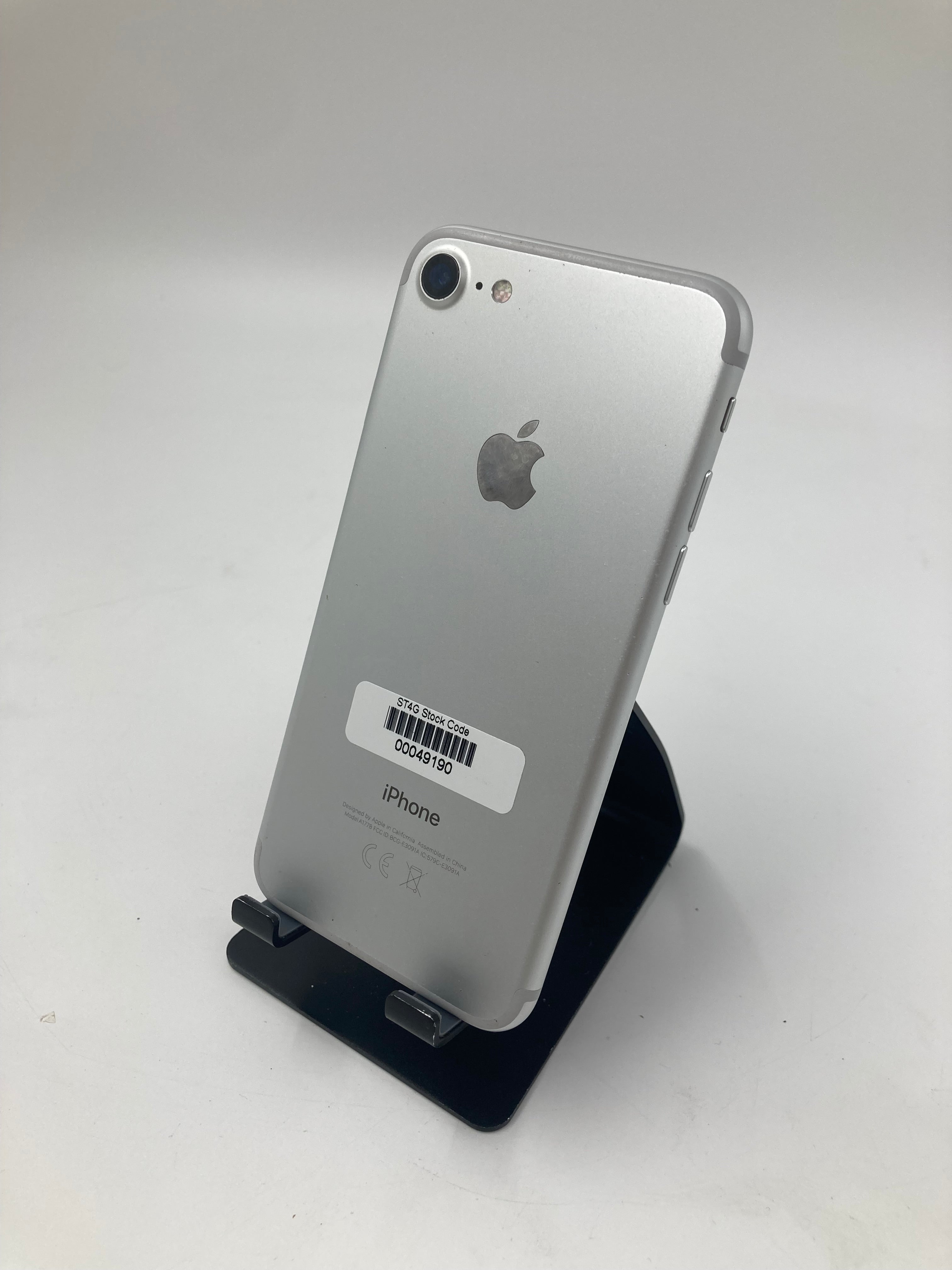 iPhone 6 Plus 7 8 16GB 32GB 64GB Black Silver Lot of 4 *Spares*