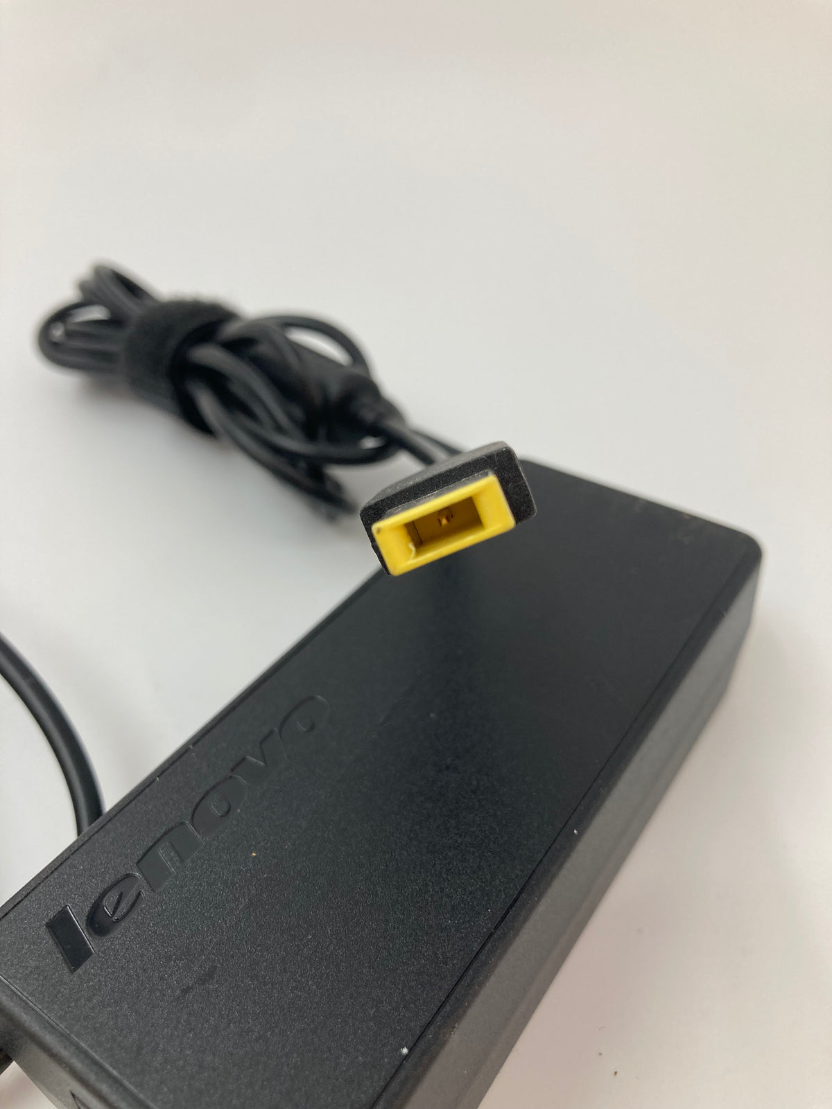 Batch x49 | Genuine Lenovo 65W AC Adapter Chargers | Rectangle Tip