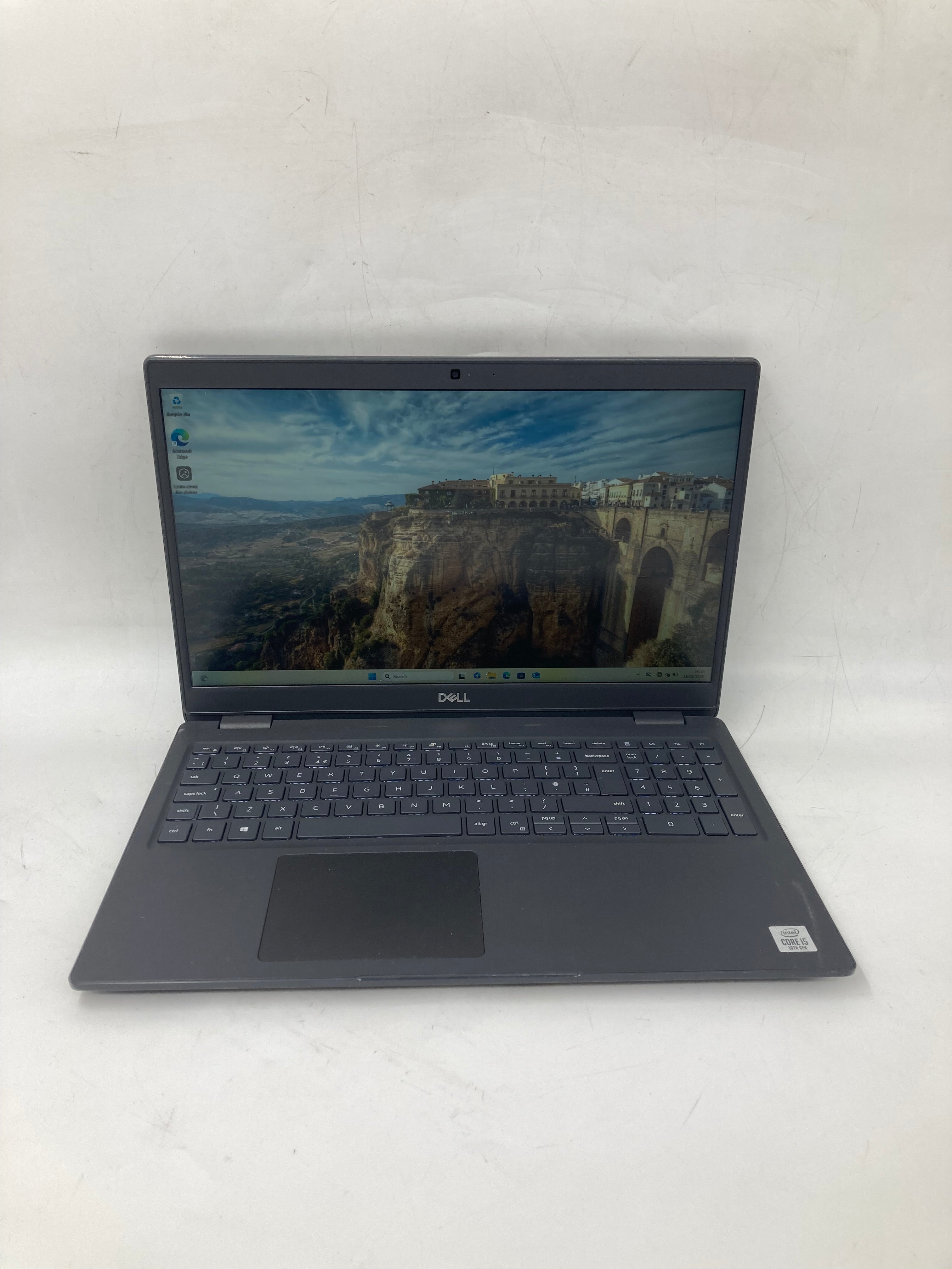 dell latitude 3510 laptop front view full size keyboard with number pad