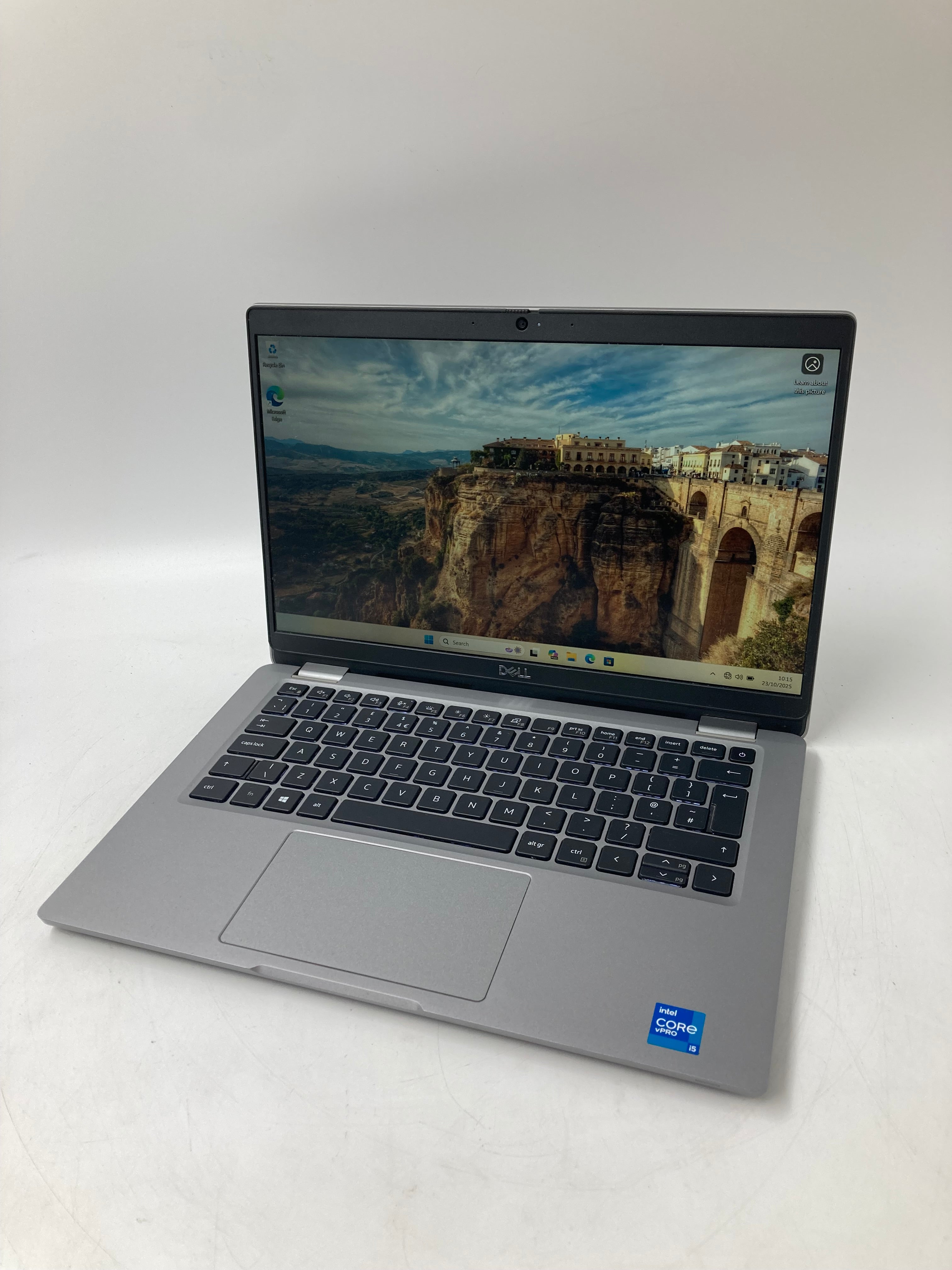 Dell Laptop Latitude 5320 13" i5 11th Gen 8GB RAM  256GB SSD W11 #1