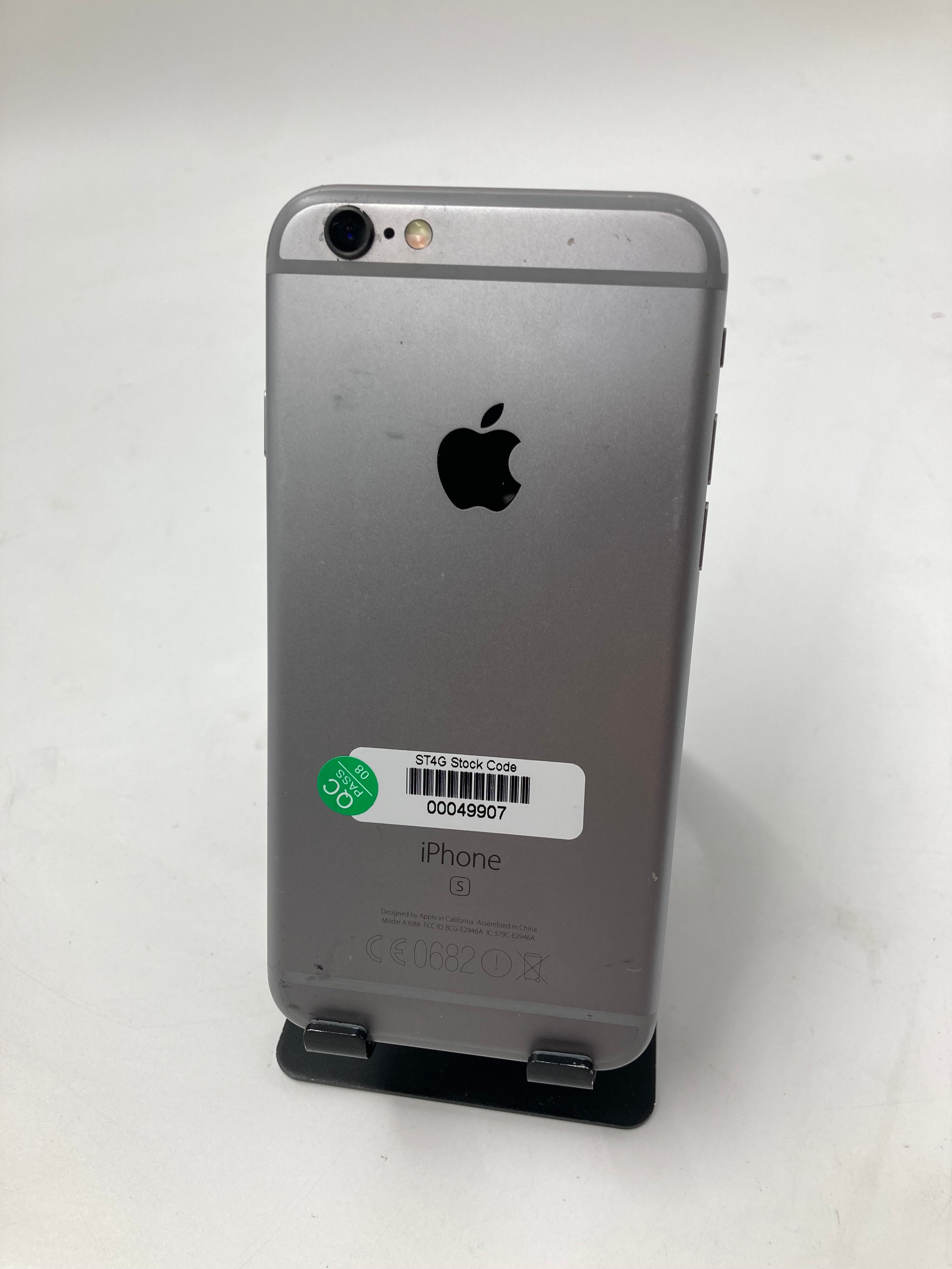 Apple iPhone 6s Space Grey, Silver & Rose Gold Unlocked 16GB Batch of 5