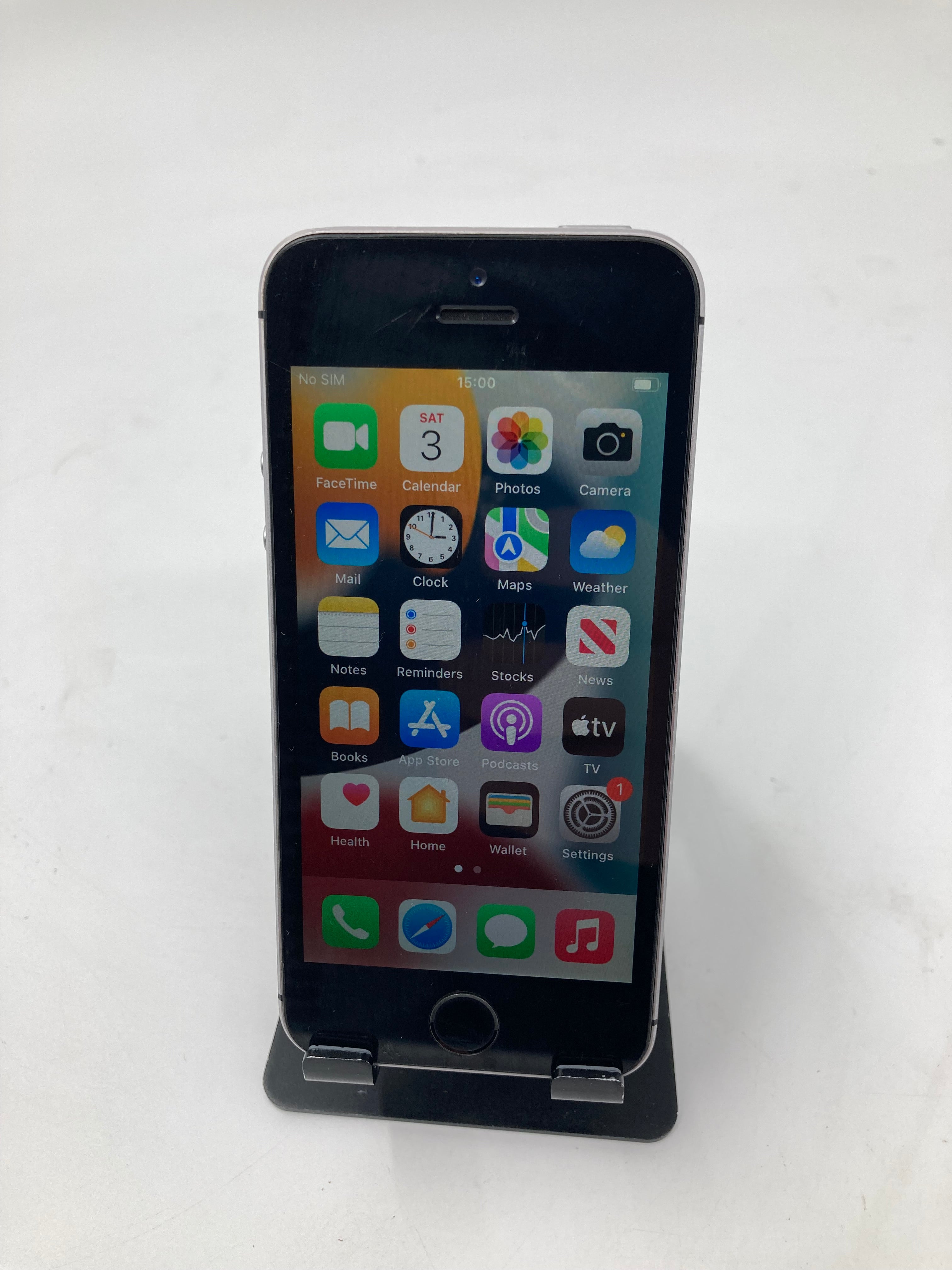 Apple iPhone SE 1st Gen A1723 32GB Space Grey & Gold Network Lock Batch of 3