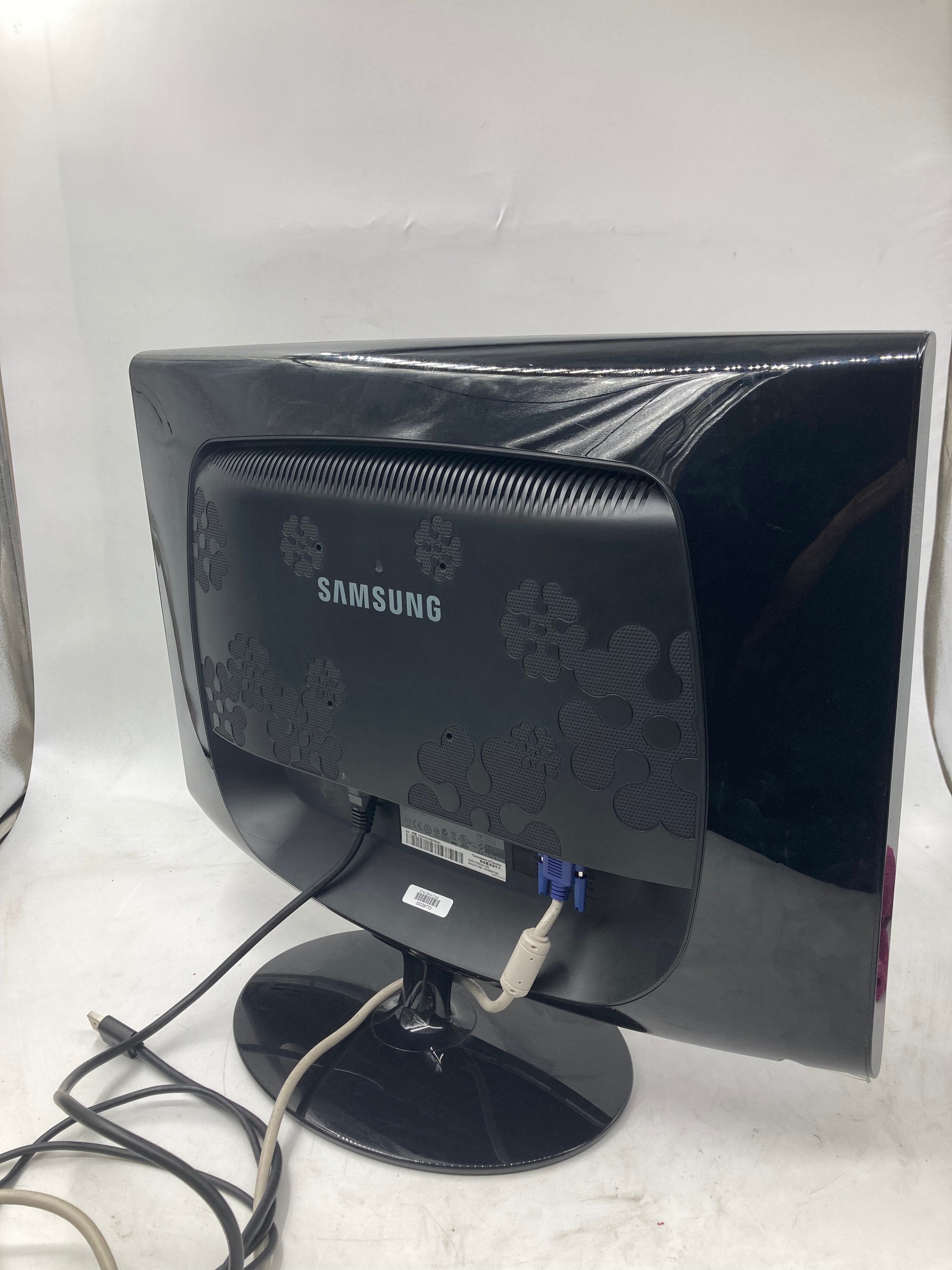 LG HP Dell Samsung 22" 24" Screen Monitor DVI HDMI VGA DIsplayPort Lot of 4