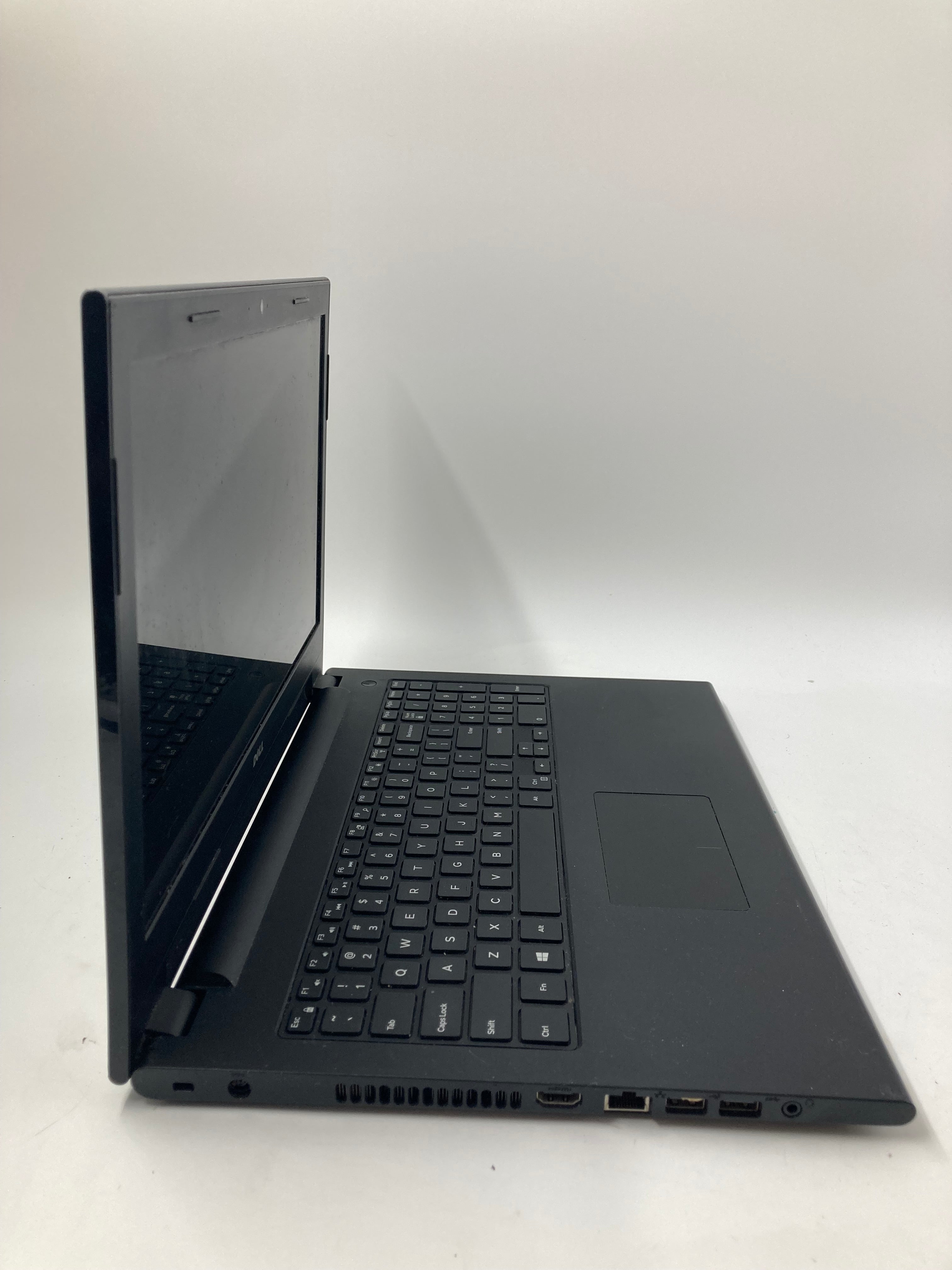 Dell Inspiron 3541 15" Screen AMD A6-6310 4GB RAM No SSD No OS *Spares*