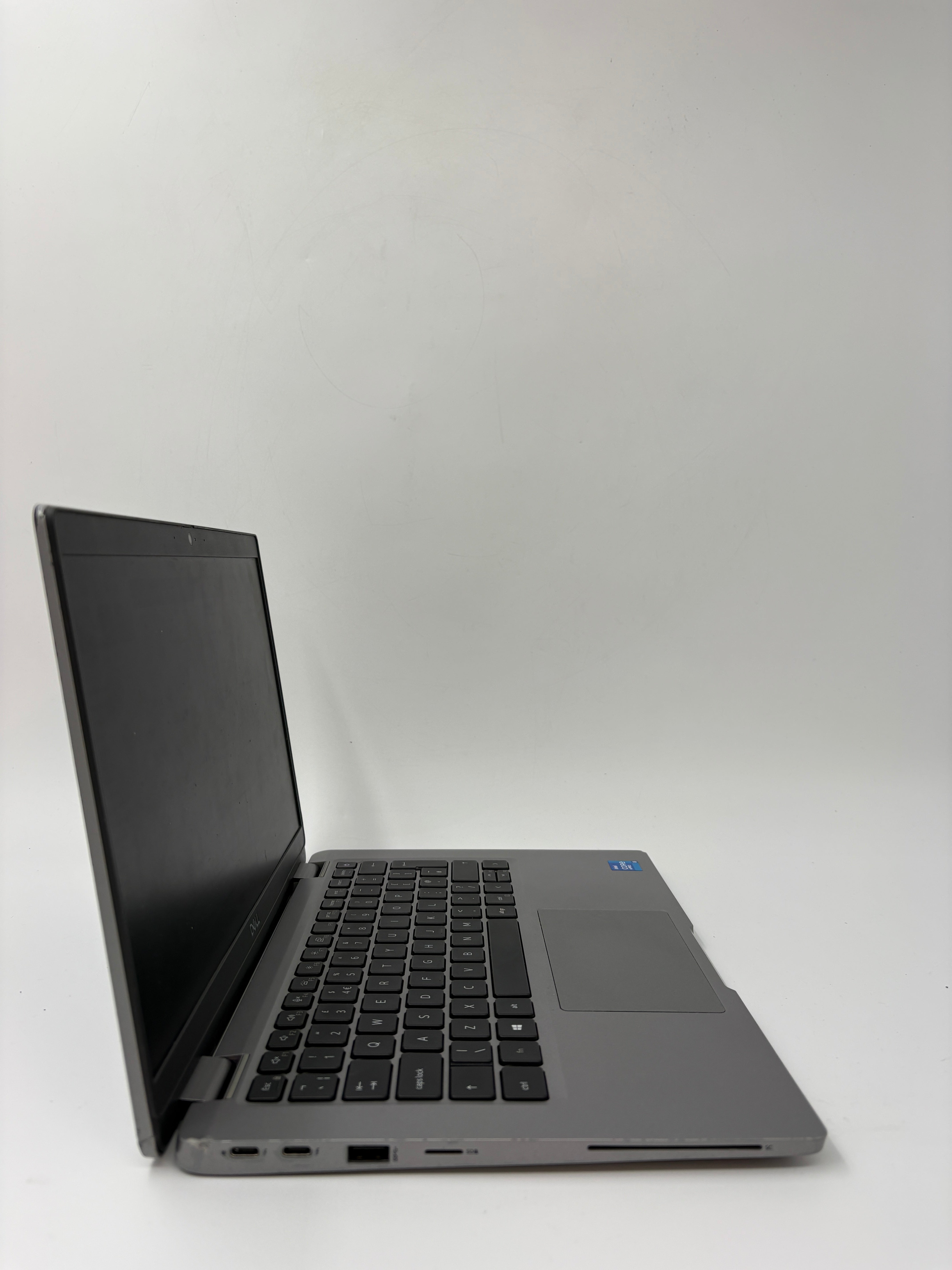 Dell Laptop Latitude 5320 13.3" Screen i5 11th Gen 8GB RAM No SSD No OS Spares