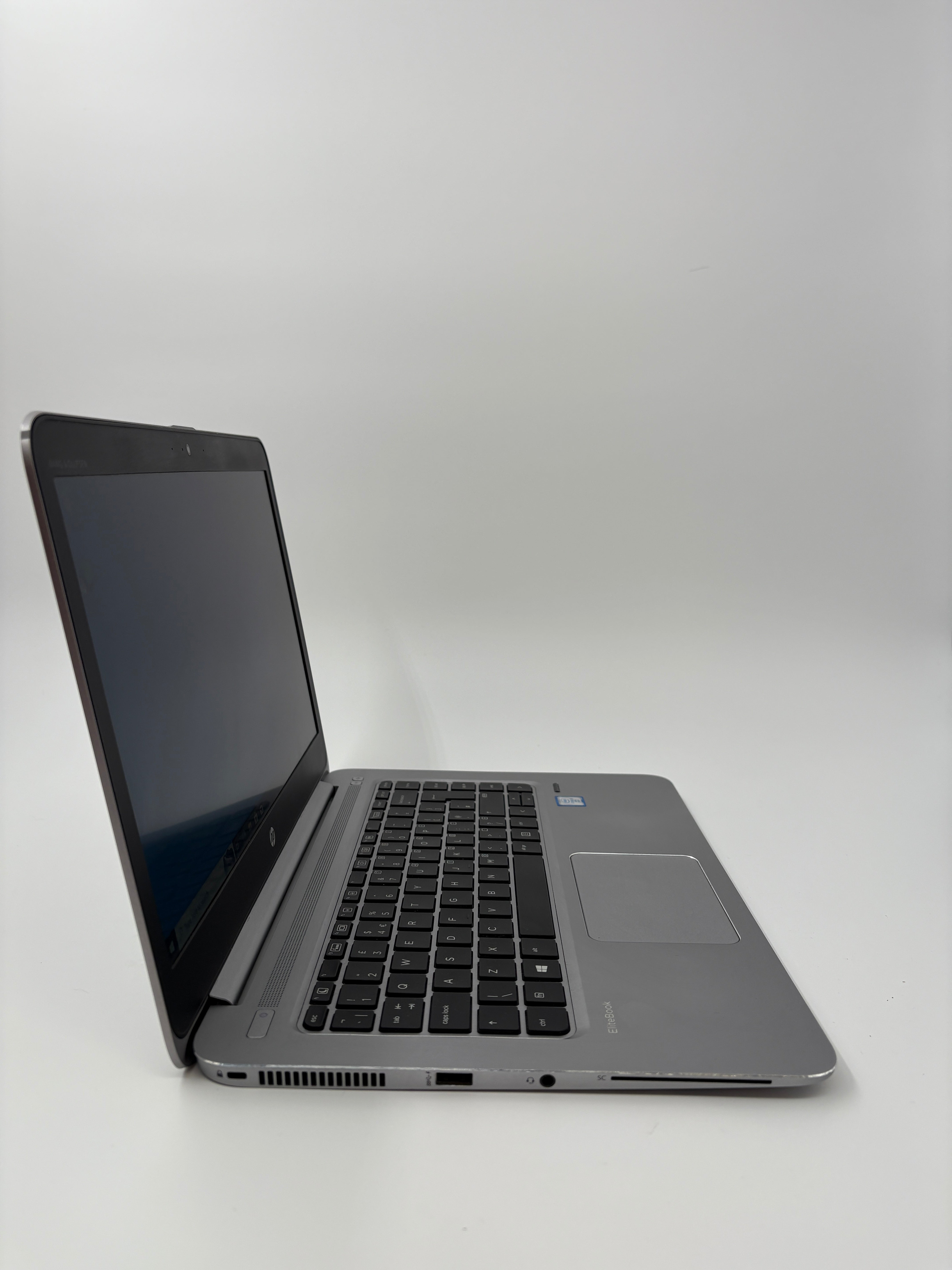 HP Laptop EliteBook Folio 1040 G4 14" i5 6th Gen 8GB RAM 256GB SSD W10