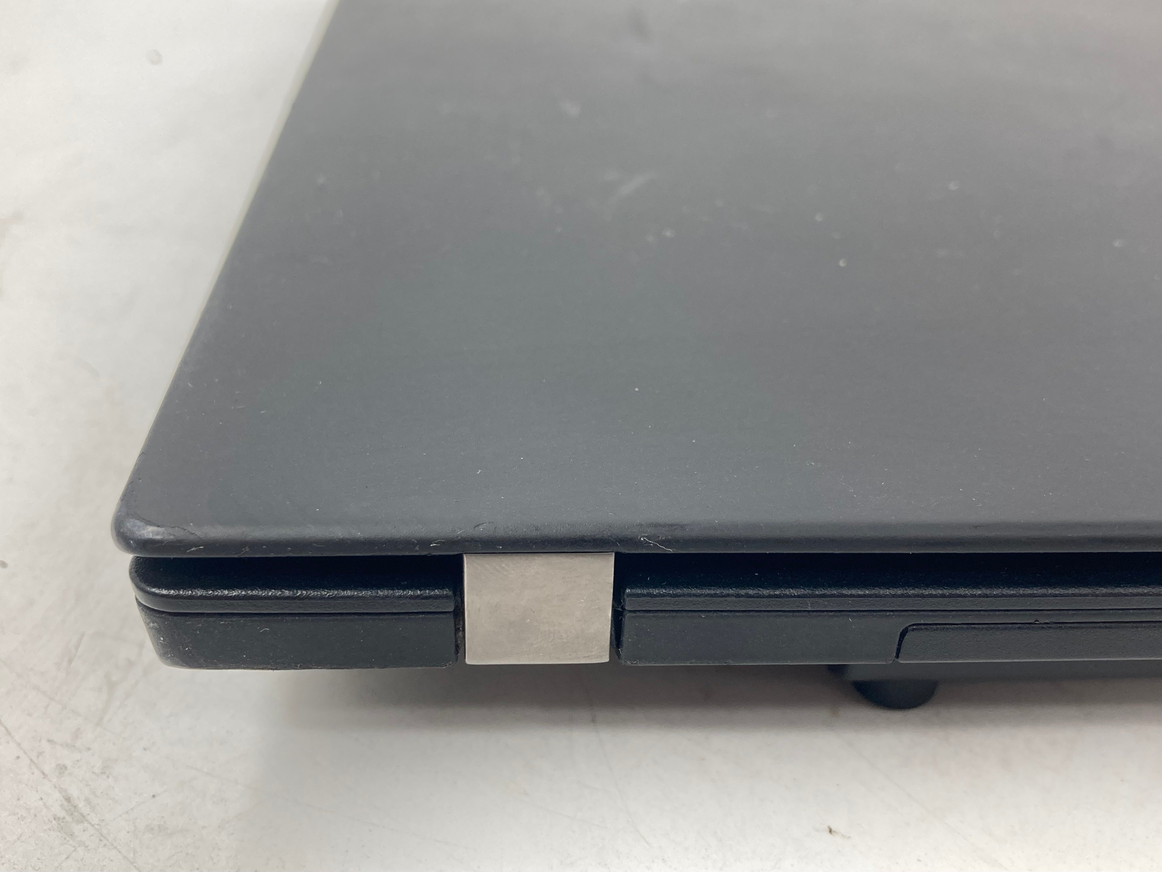 Lenovo ThinkPad T470 14" Screen i5 7th Gen 8GB RAM 128GB SSD Win 10