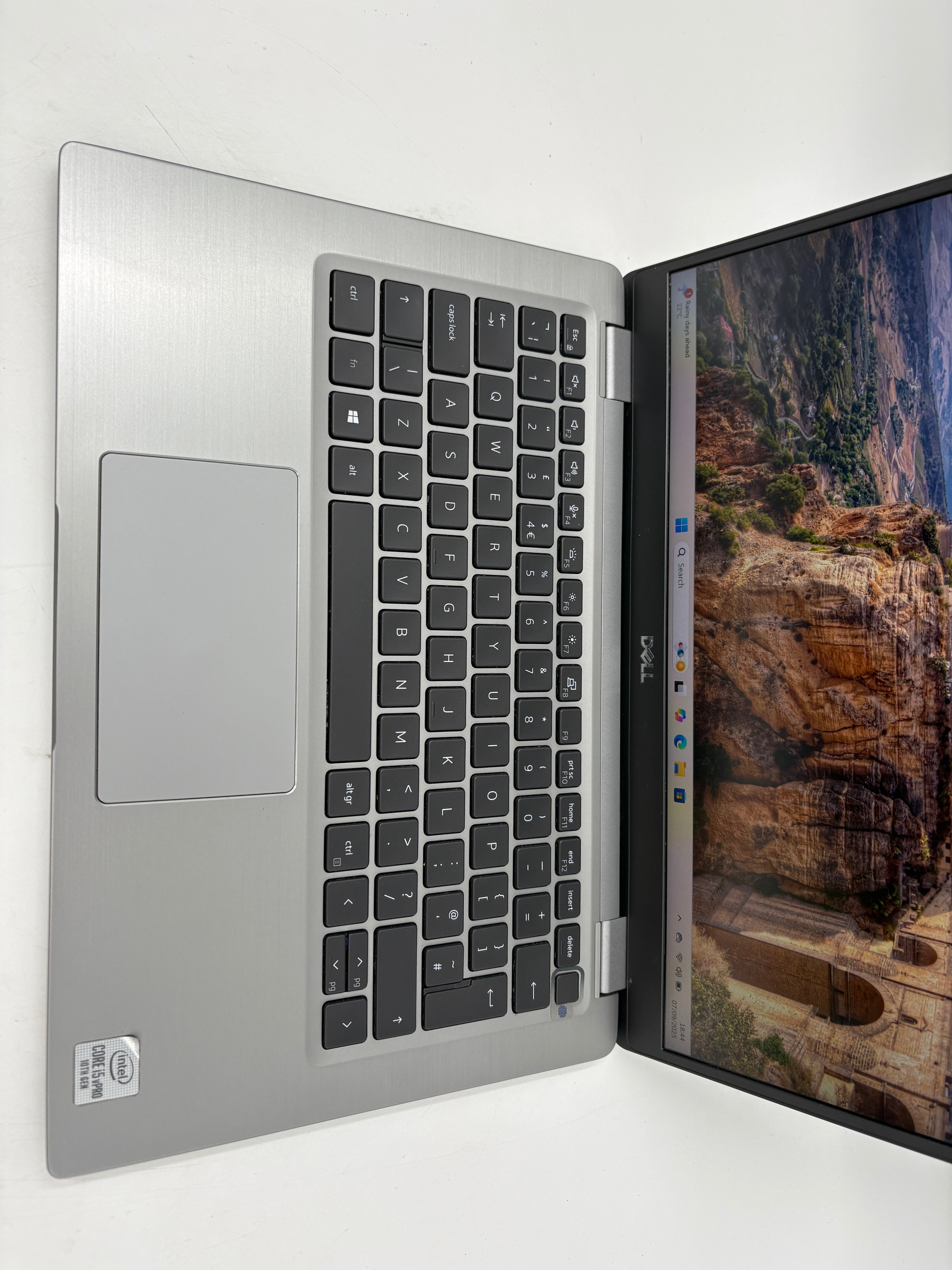 Dell Laptop Latitude 7310 13.3" Screen i5 10th Gen 8GB RAM 256GB SSD W11