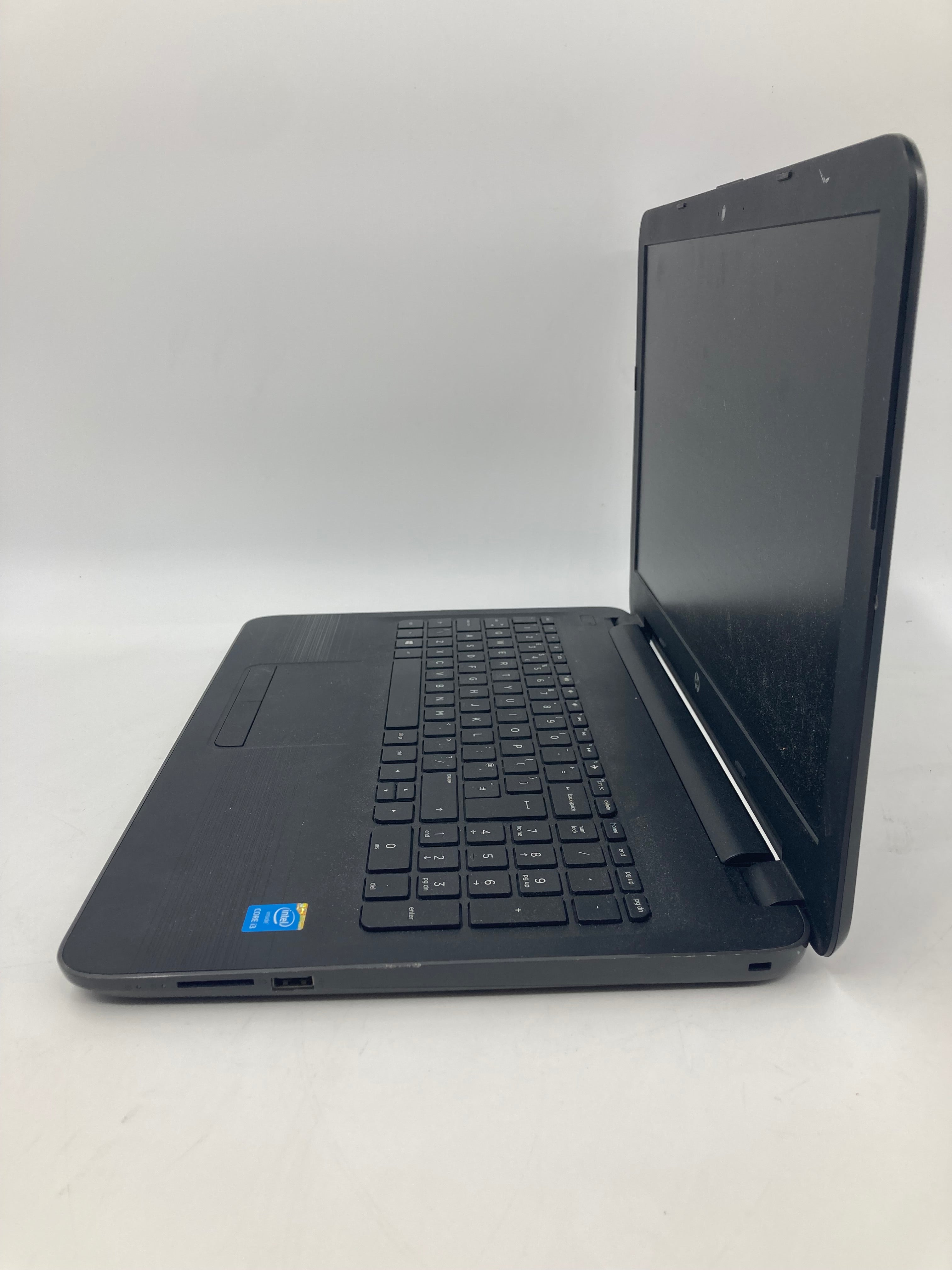 HP Laptop 250 G5 15.6" i3-5005U 8GB RAM 256GB SSD W10 OS