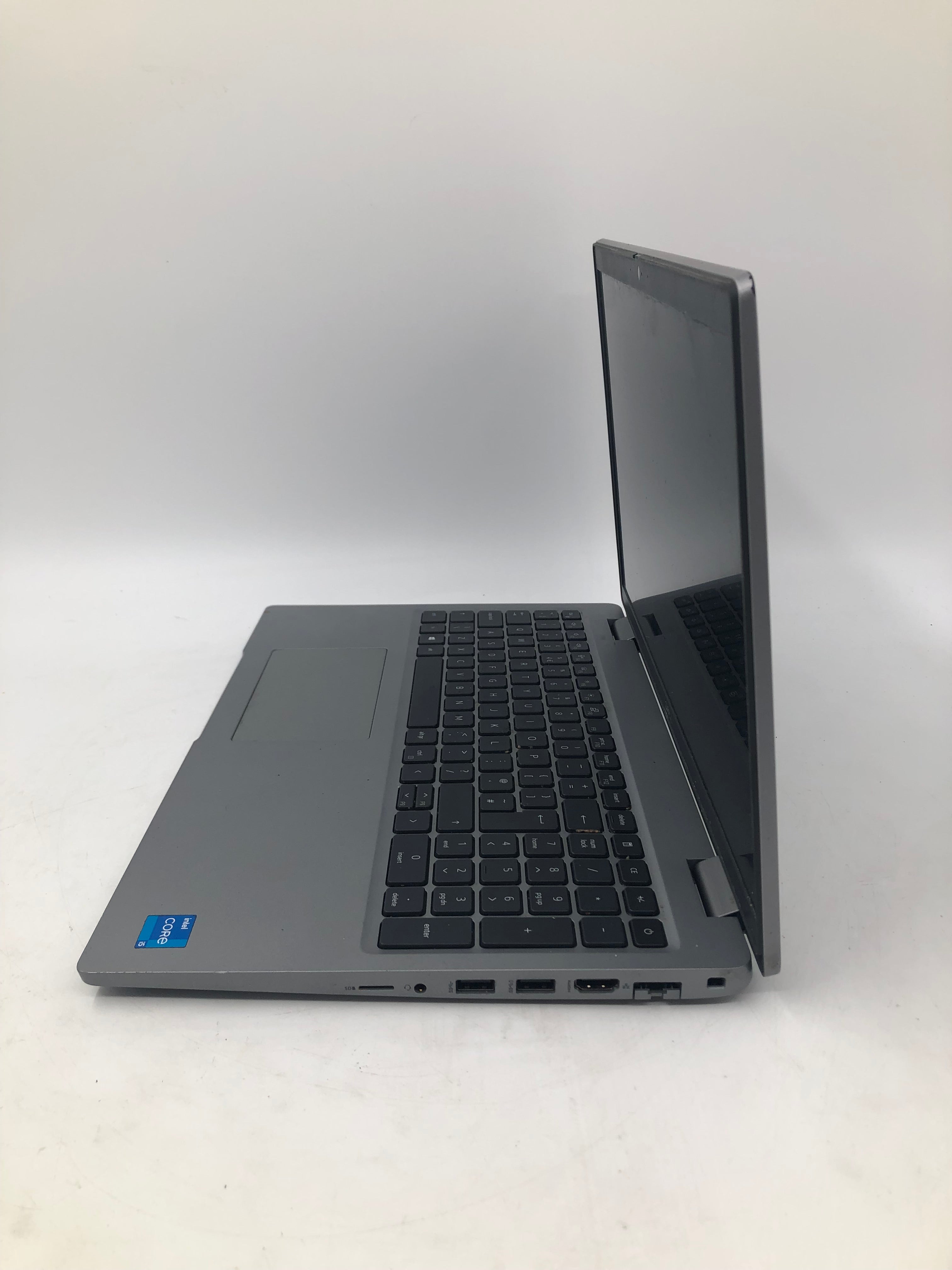 Dell Latitude 5520 15" Screen i5 11th Gen 8GB RAM No SSD -Spares-