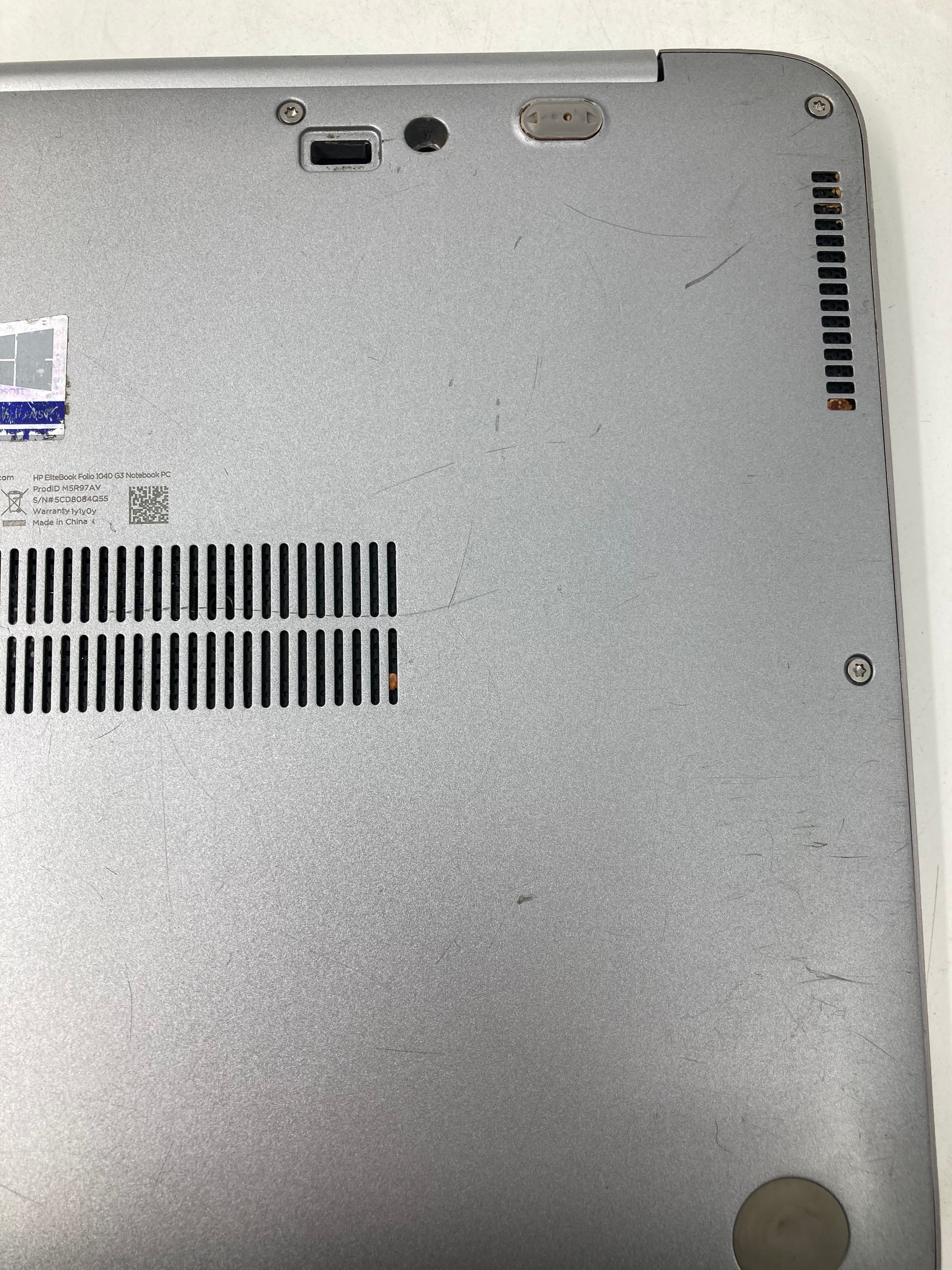 HP EliteBook Folio 1040 G3 14" Screen i5 6th Gen No RAM No SSD No OS *Spares* #2