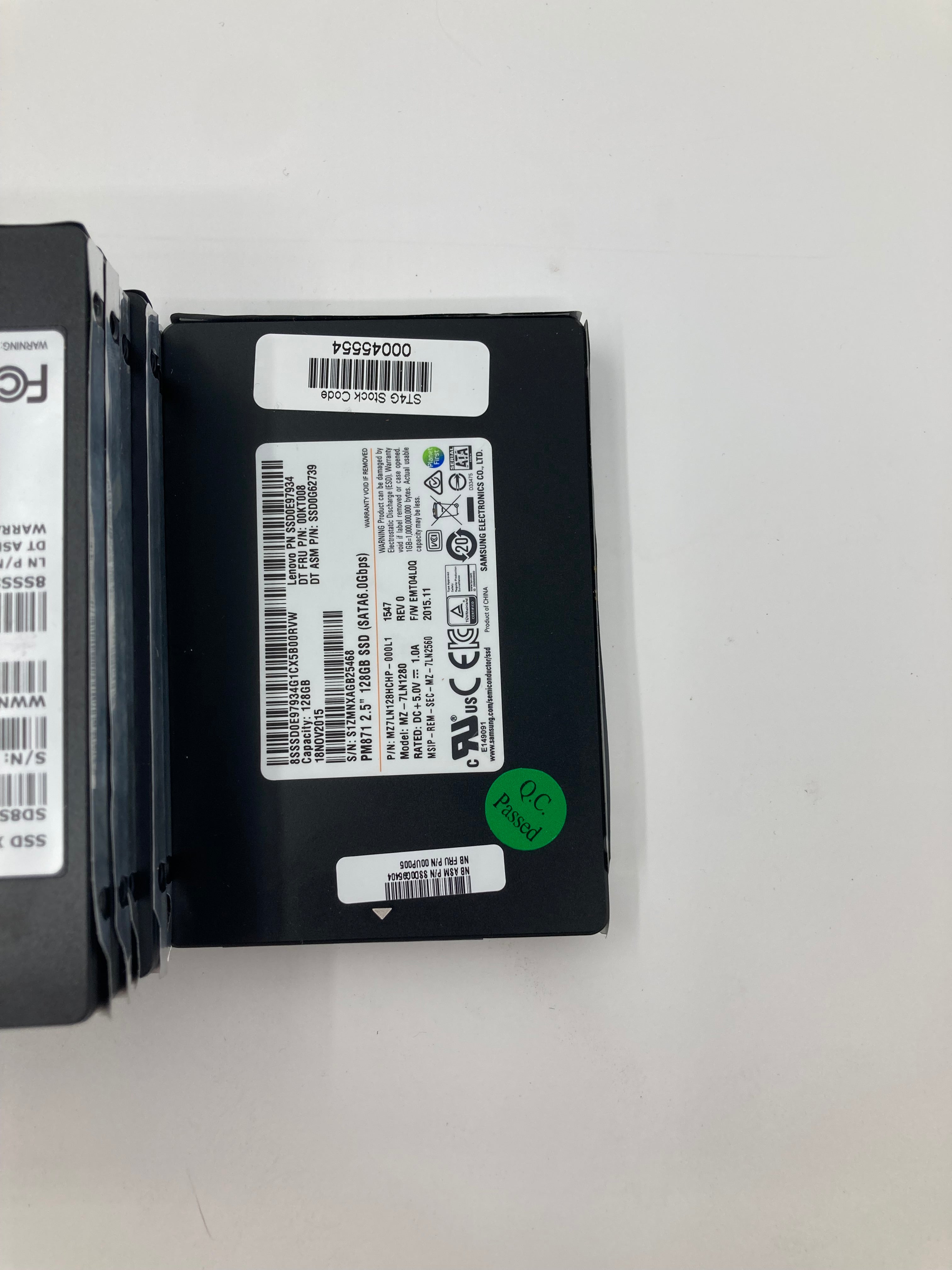 Solid State Drive 128GB 2.5" SATA SSD Samsung SanDisk Lot of Nine