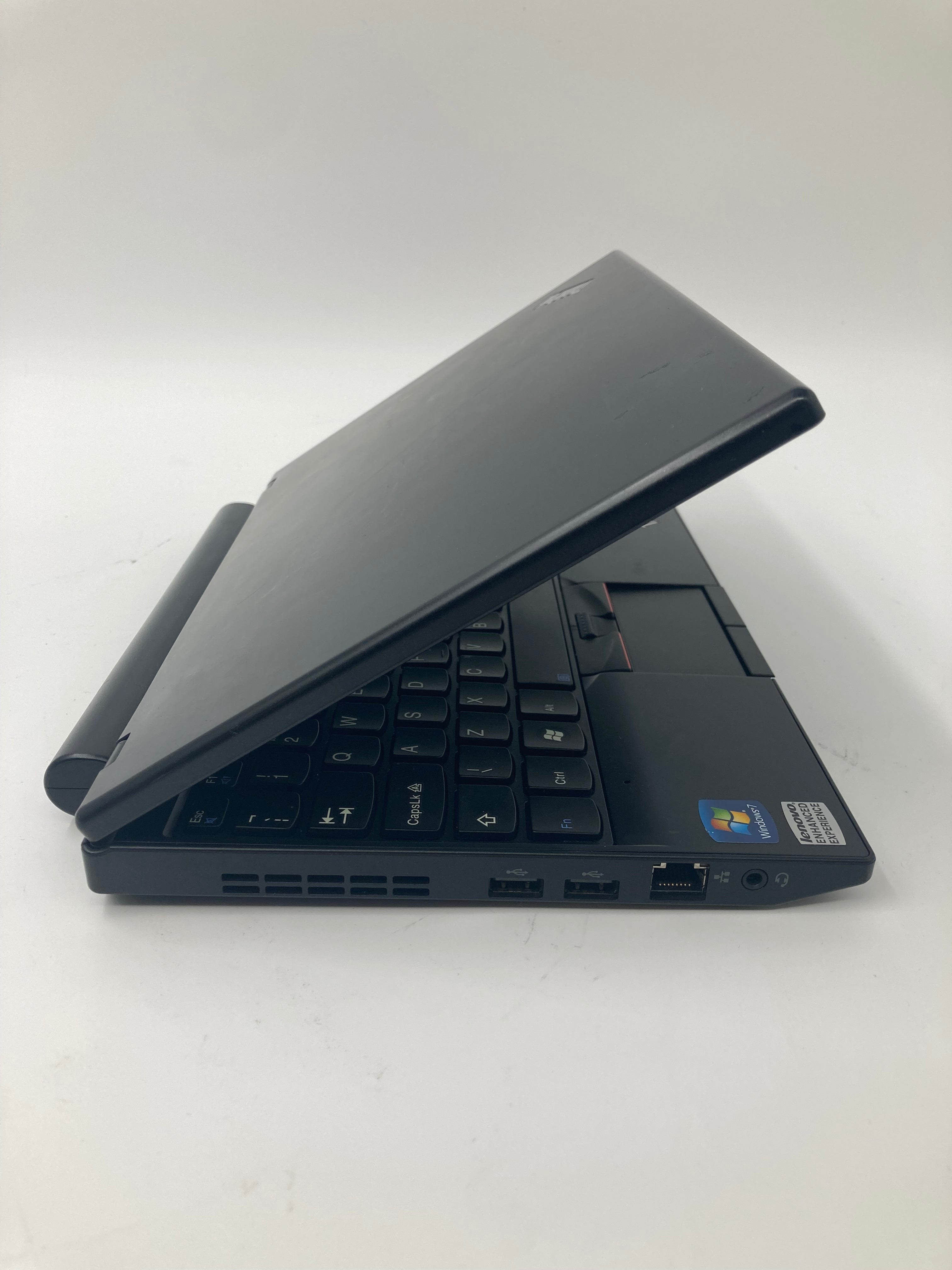 Lenovo ThinkPad X100X 11" Screen AMD Athlon 2GB RAM No HDD No OS *Spares*