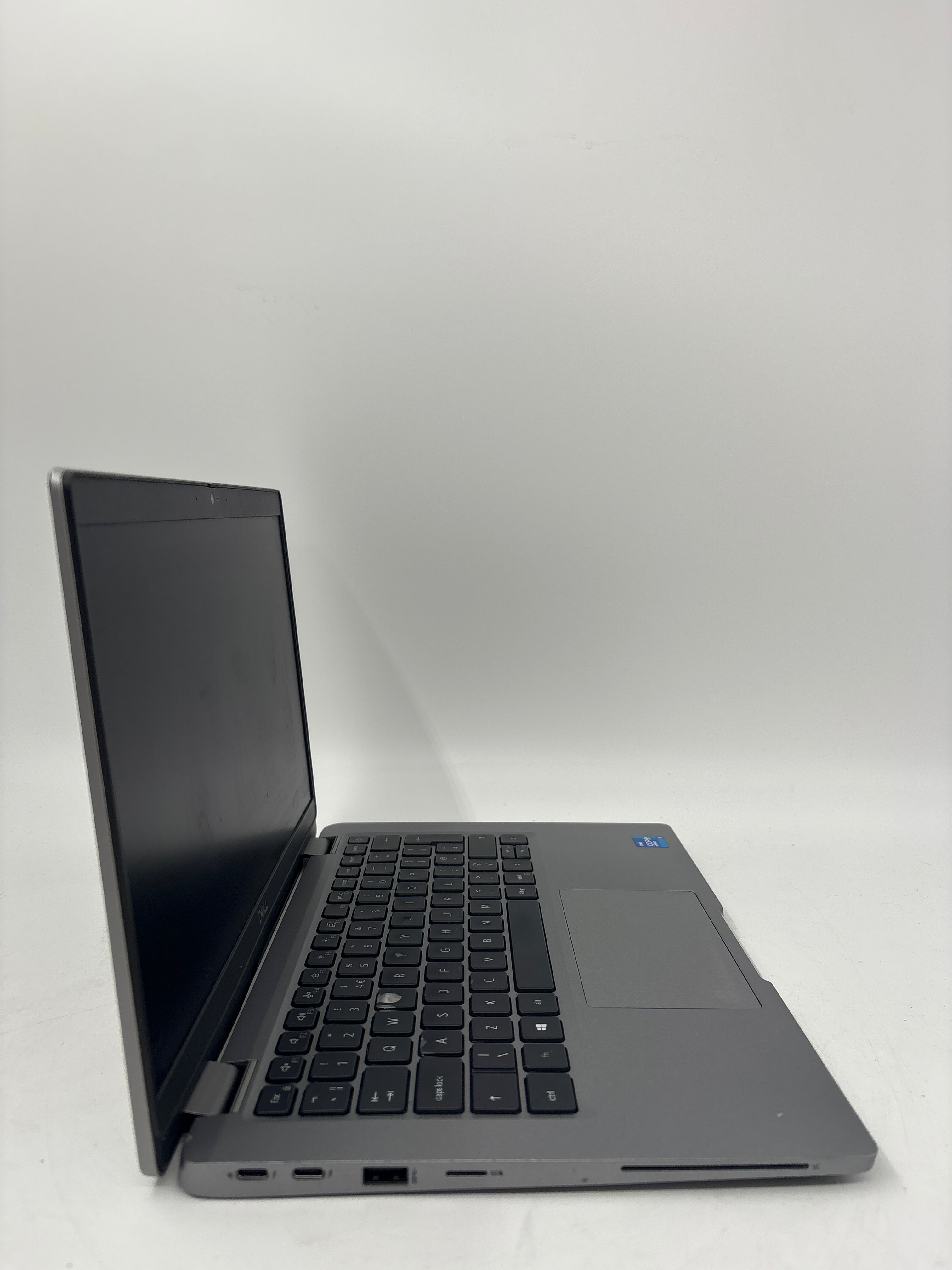 Dell Laptop Latitude 5320 13.3" Screen i5 11th Gen 8GB RAM 256GB SSD W11