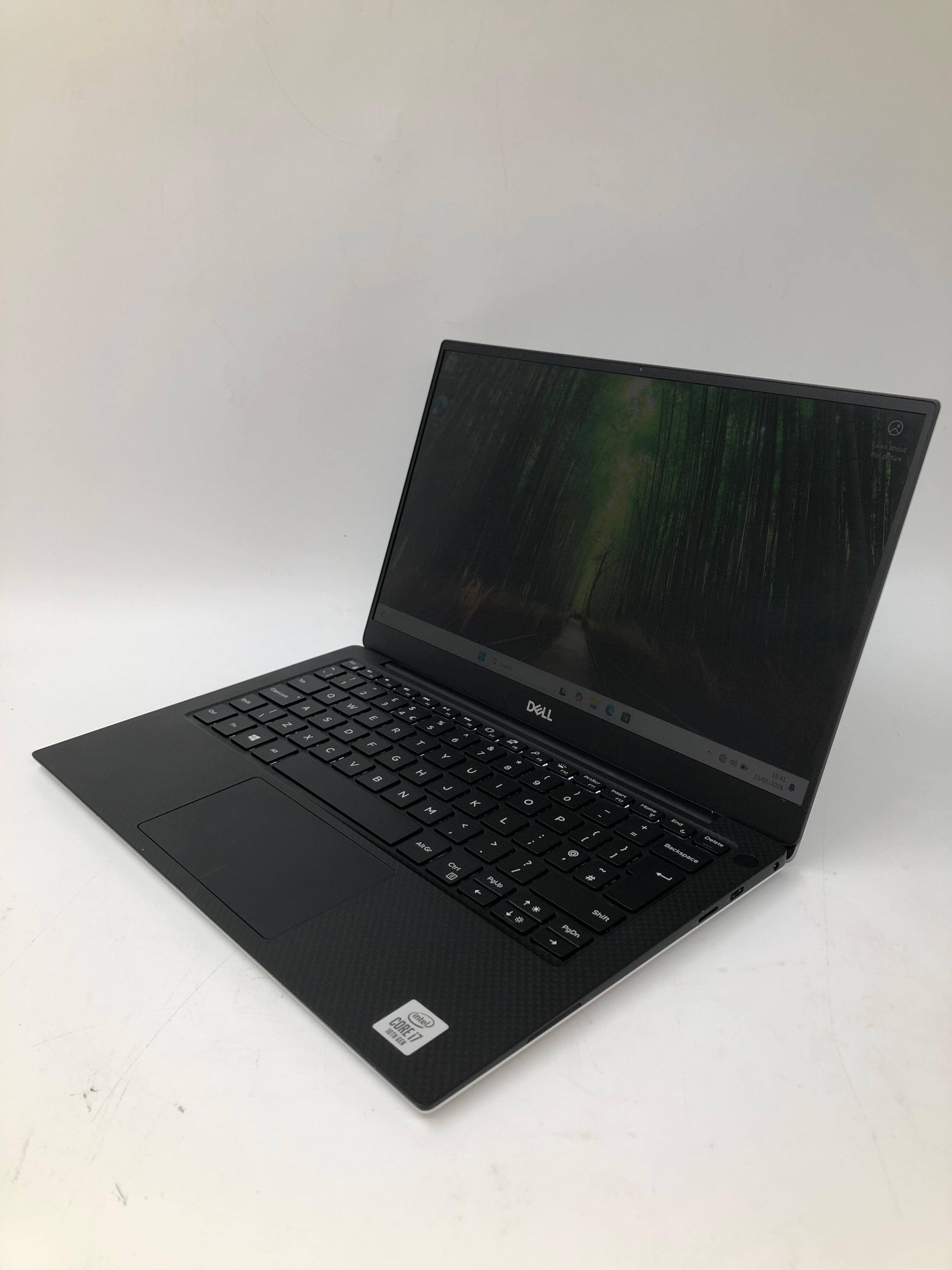 Dell XPS 13 7390 | 13" Screen | i7 10th Gen CPU | 16GB RAM | 512GB SSD | W11